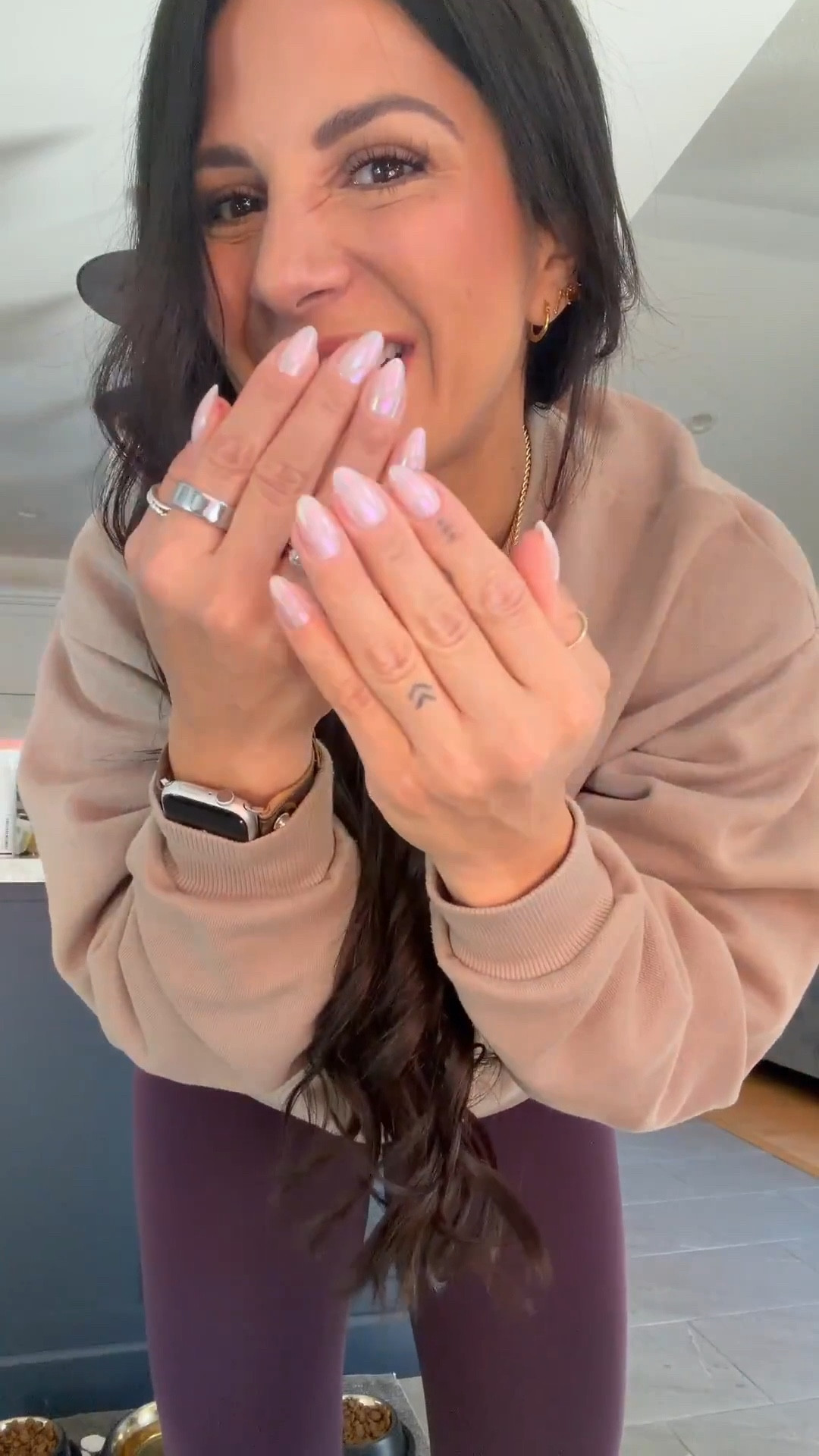 Salon quality mani in just 5 minutes at home! 🤩

#LTKcanada #LTKfall #LTKbeauty