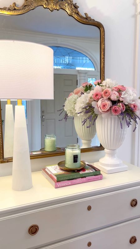 Spring floral arrangements, spring flowers, lamp, books, wreath, entry, pastel artwork, spring decor, vase

#LTKhome #LTKSpringSale #LTKSeasonal