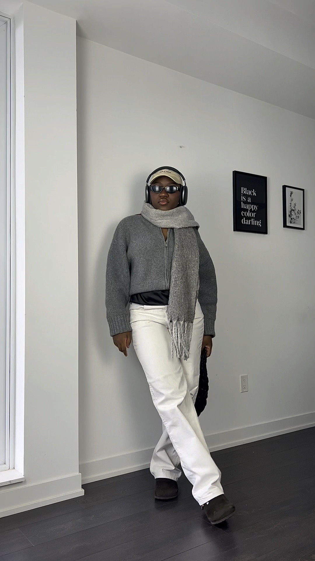 Day 22/25 of winter outfit ideas

Jeans (US 8) & sweater (L) are originally Zara but I’ve linked similar items. 

#minimalstyleoutfit #whitejeans #winteroutfitideas #winteroutfitinspo

#LTKSeasonal #LTKsalealert #LTKstyletip