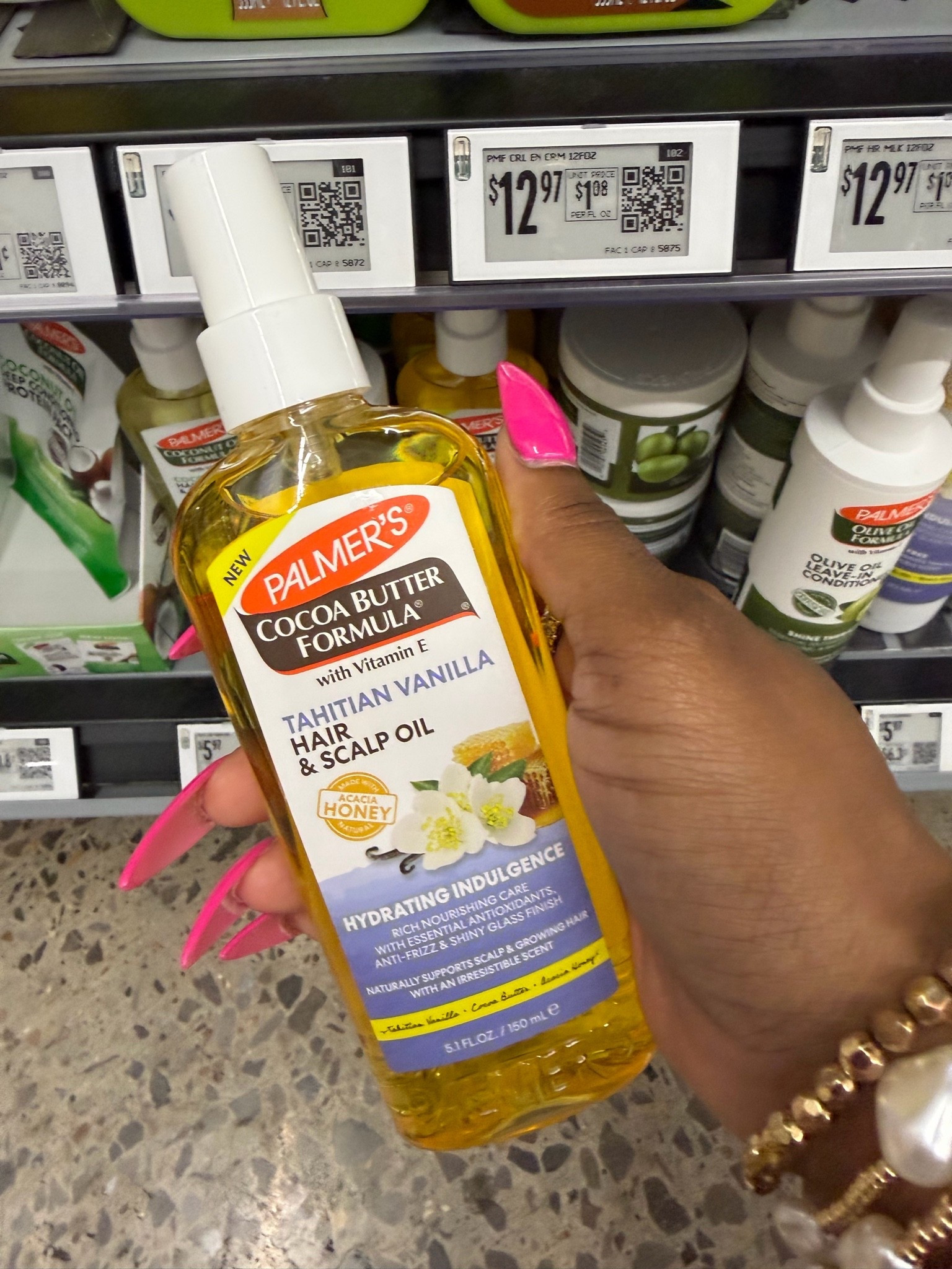 New drop alert 👀🤎
Found this new Palmer’s Cocoa Butter Formula Tahitian Vanilla Hair & Scalp Oil and immediately added to cart ✨

Vanilla + hydration + glossy finish? Say less. Perfect for showing your scalp and strands some love without feeling heavy.

#LTKdayinmylife