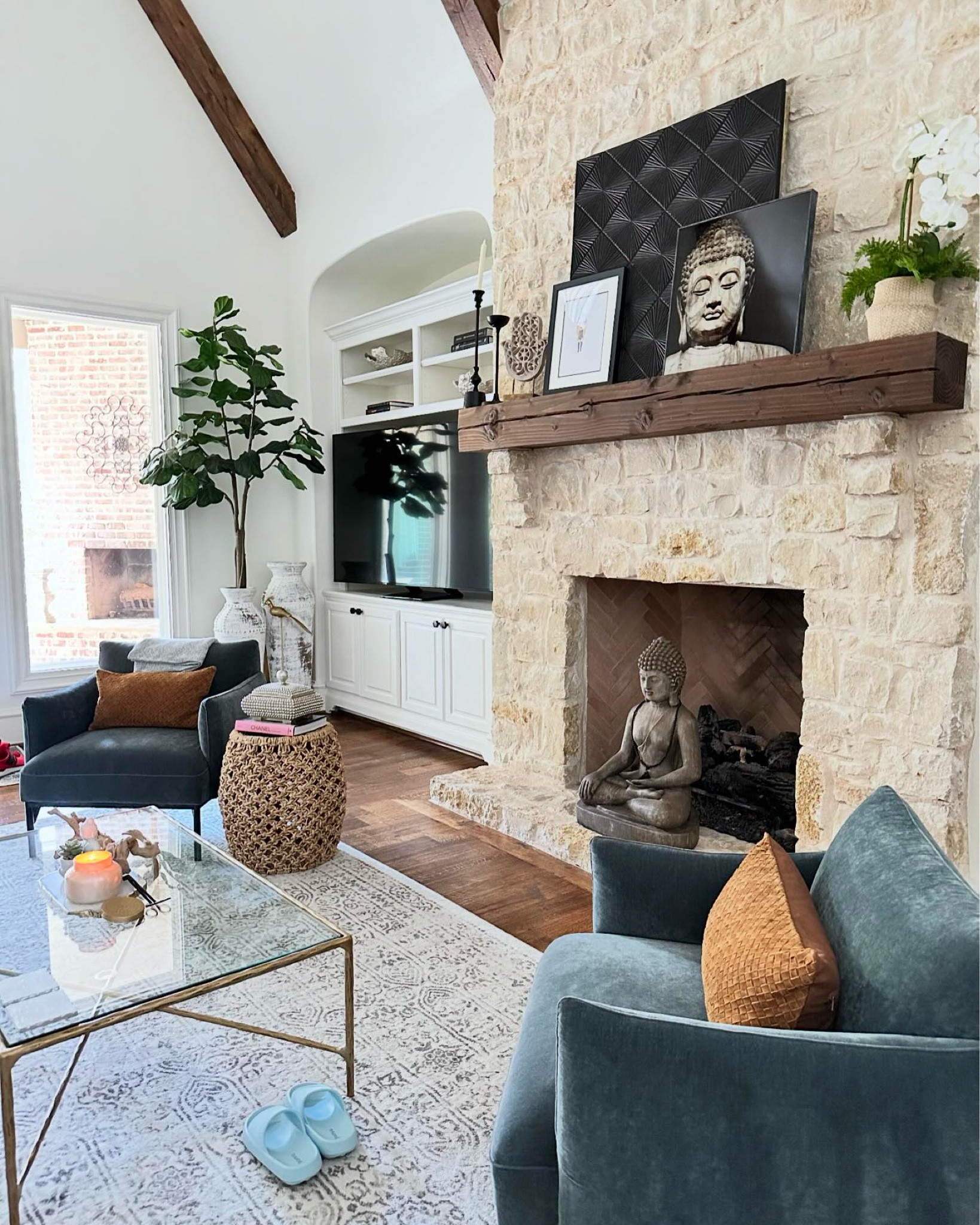 🌿I am ready to decorate for Fall, y’all! Are you? I had originally planned on starting last weekend but it just did not end up happening. This Saturday will be the day though. I am so excited! I’m hoping to DIY a lot of it but still add in decor from last year. Can you believe I have not bought too much new stuff this year (though, I did buy two small things 😉)?! 

#LTKHome #LTKStyleTip #LTKSaleAlert