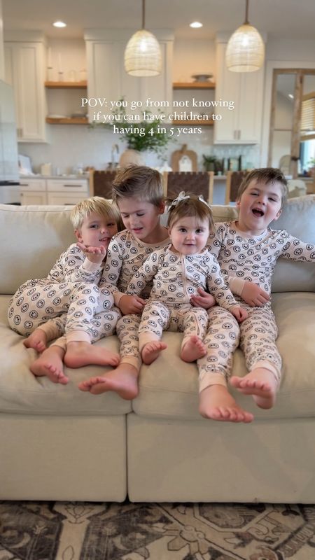 Cutest matching pjs available in so many styles and sizes for the whole family! 

This is the Sandy Smiles print from @dreambiglittleco - linking them here!

#ltkit ##dblcnewarrivals #dblcpartner #dreambiglittleco

#LTKfamily #LTKbaby #LTKkids