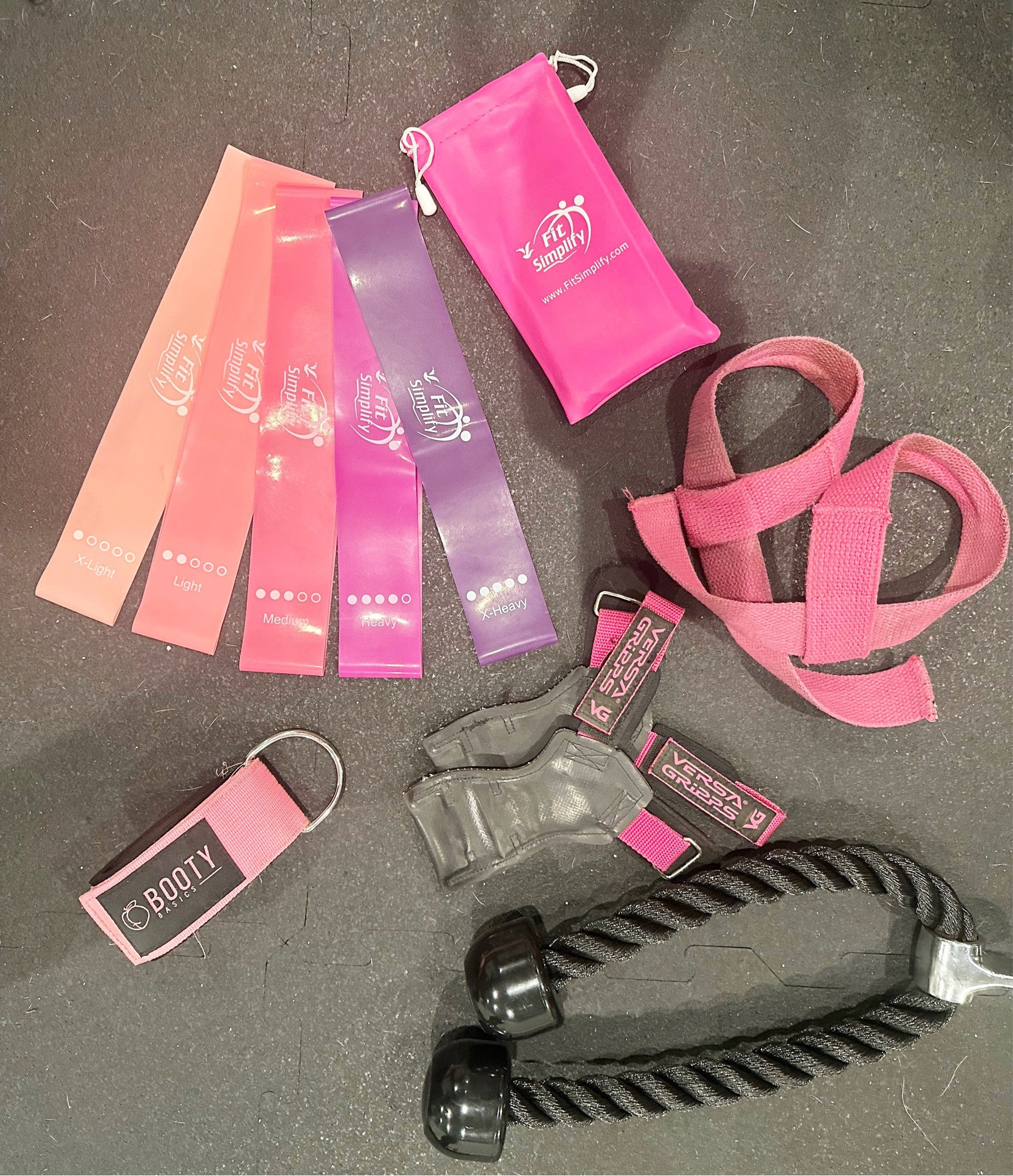 Some of my favorite Amazon workout gear. I’m wearing a size small in the short so I would size down to an extra small since these are kind of big. Bands for booty work, rope attachment for triceps, wrist straps for deadlifts, hand grips for rows, and excercise bike is less than $300 and I use the peloton app with it.

#exercise #workingout #homegym #fitness #homegym

#LTKhome #LTKsalealert #LTKFind