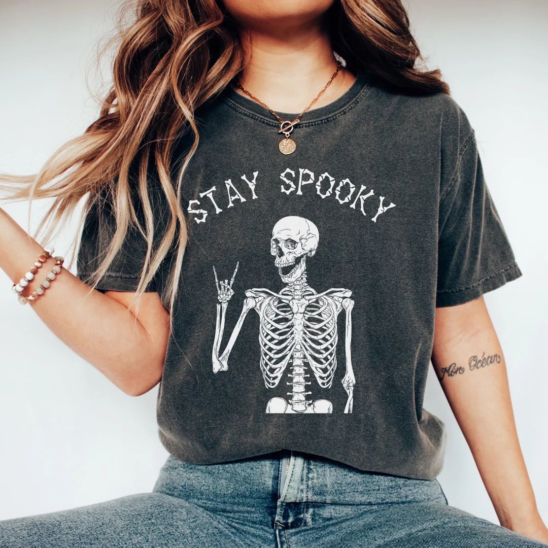 Halloween Comfort Colors Shirt Stay Spooky Shirt Halloween - Etsy | Etsy (US)