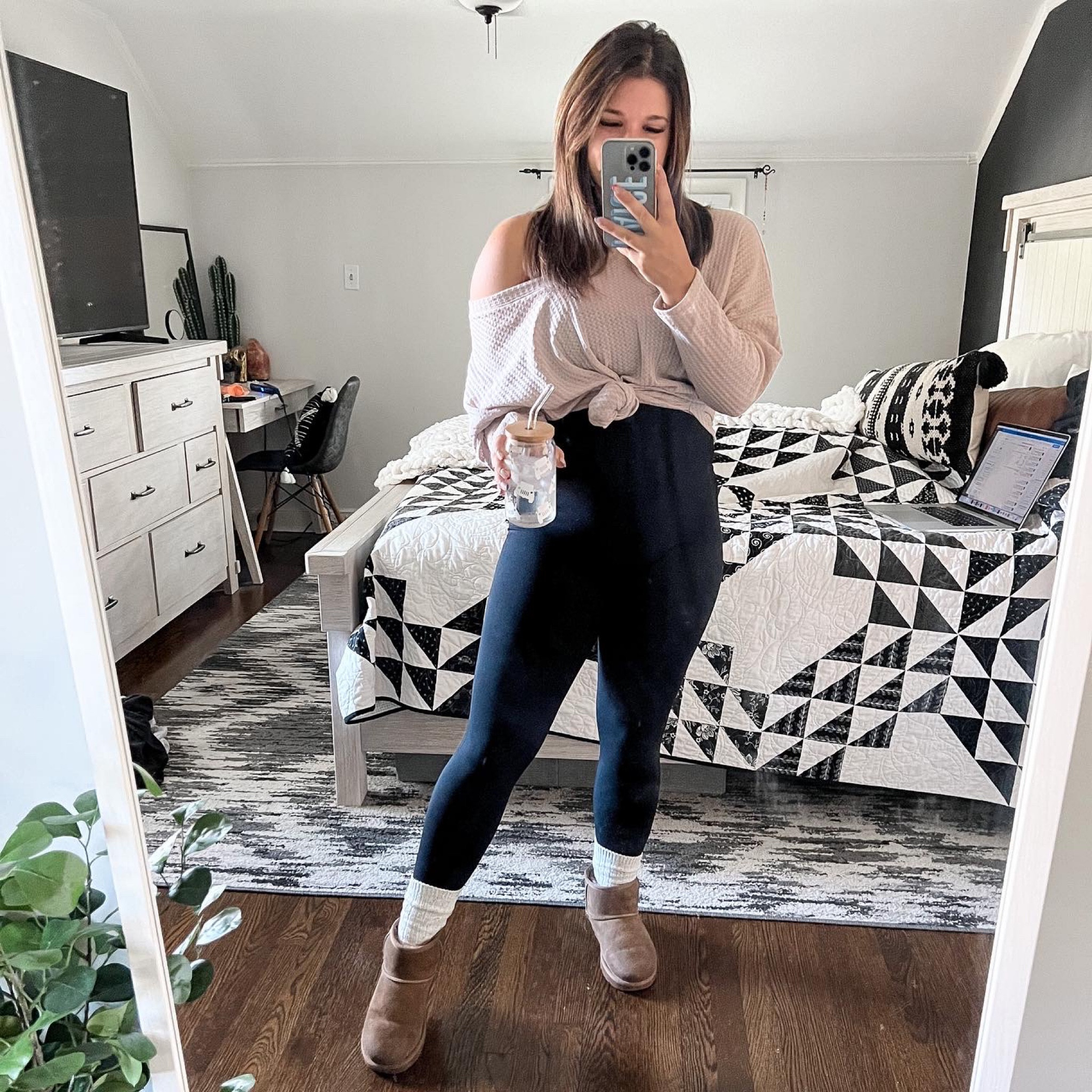 Amazon fashion find

Amazon | amazon fashion | amazon clothes | amazon top | maternity top | maternity outfit | bump style | casual style | loungewear | work from home outfit

#LTKunder50 #LTKsalealert #LTKstyletip