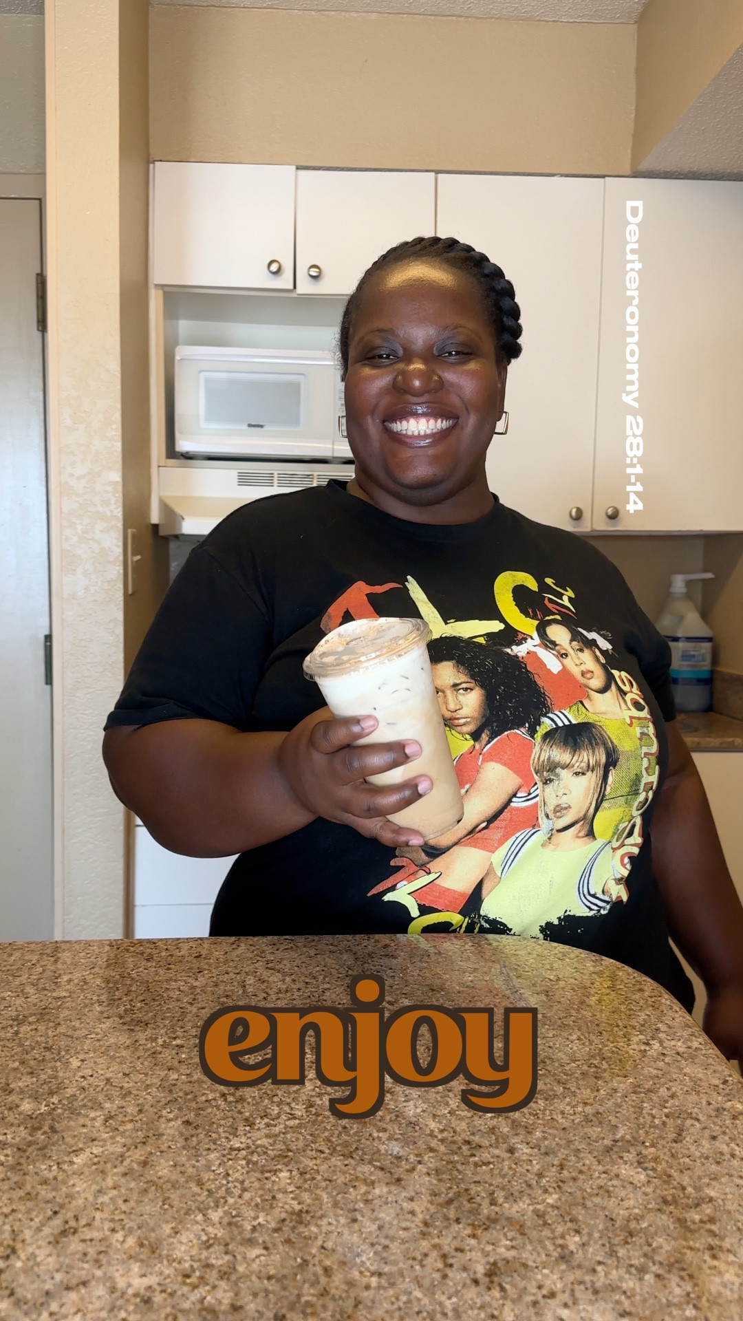 Sweet Potato Iced Latte Recipe 🍠✨ | Cozy Fall Drink Made Easy!

Sweet Potato…but make it an iced latte 🍠🤎✨
This cozy fall drink tastes like a sweet potato pie in a cup and the toasted marshmallow cold foam takes it to another level. Brands that love cozy flavors and fall menu inspo — let’s collaborate!

If you’re a brand looking for fall drink content, cozy recipes, syrups, coffee products, appliances, or lifestyle collaborations, I’m open to partnerships!

#LTKCyberWeek #LTKHome #LTKfoodie