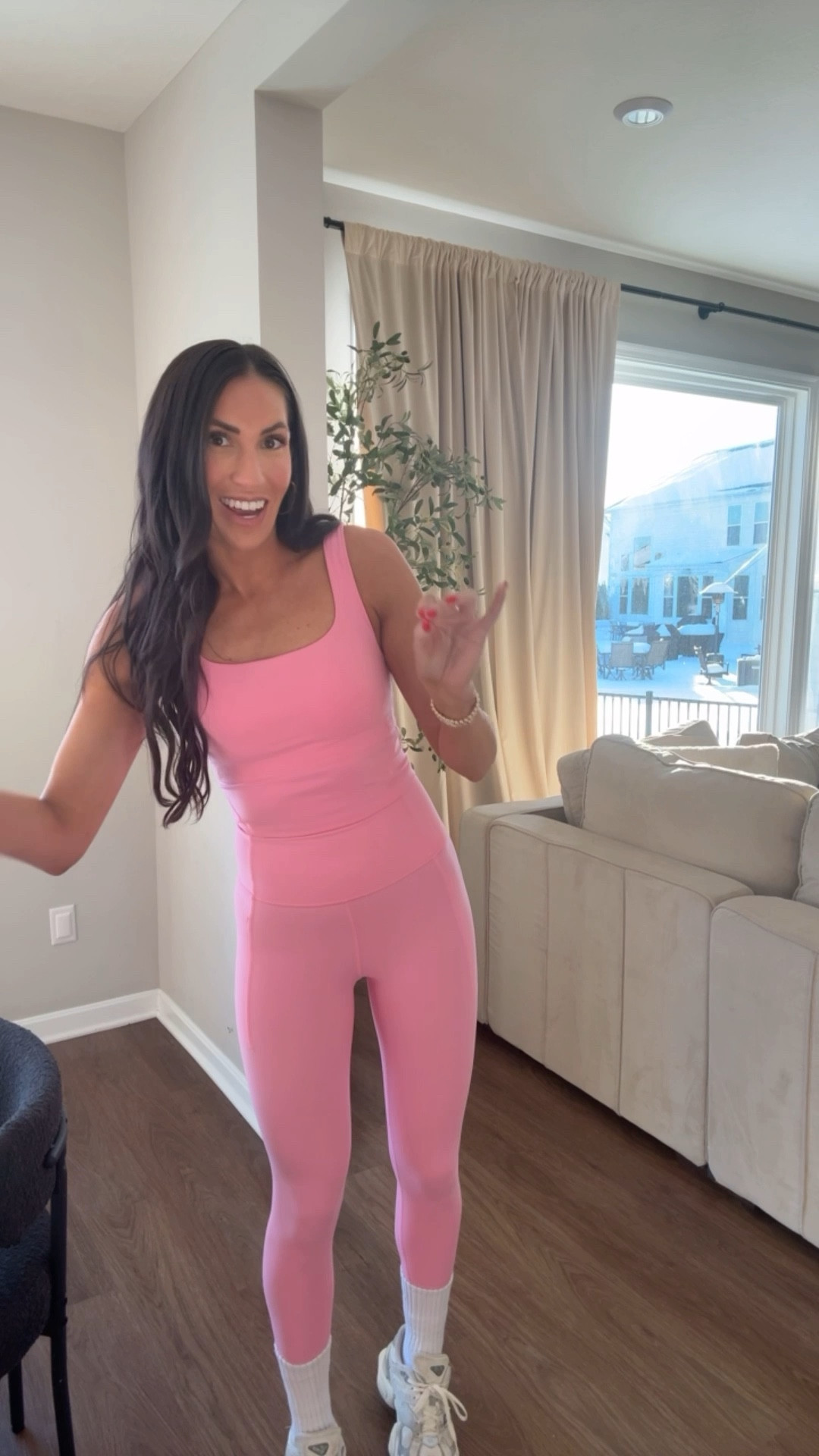 Love this @Target active set 
So buttery soft and fits so good! Wearing a small in top & bottom 
I’m 5’9


#LTKValentine #LTKootd #LTKfitnessgoals