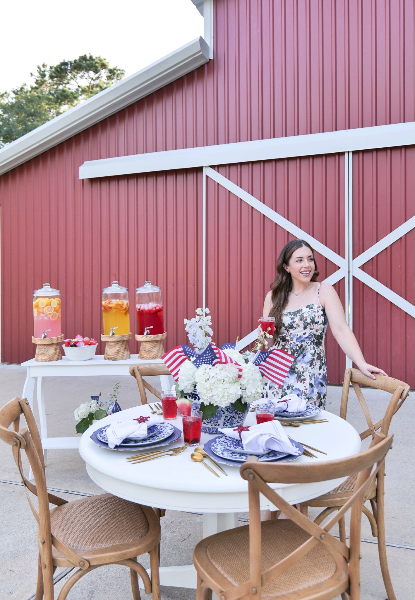 Abercrombie just made this print dress with puffy sleeves and I’m in love! Wish I had it with puffy sleeves now! If you are someone who isn’t a fan of their arms like me this is a better option for you. Also 20% off today! 

#LTKunder100 #LTKsalealert #LTKhome
