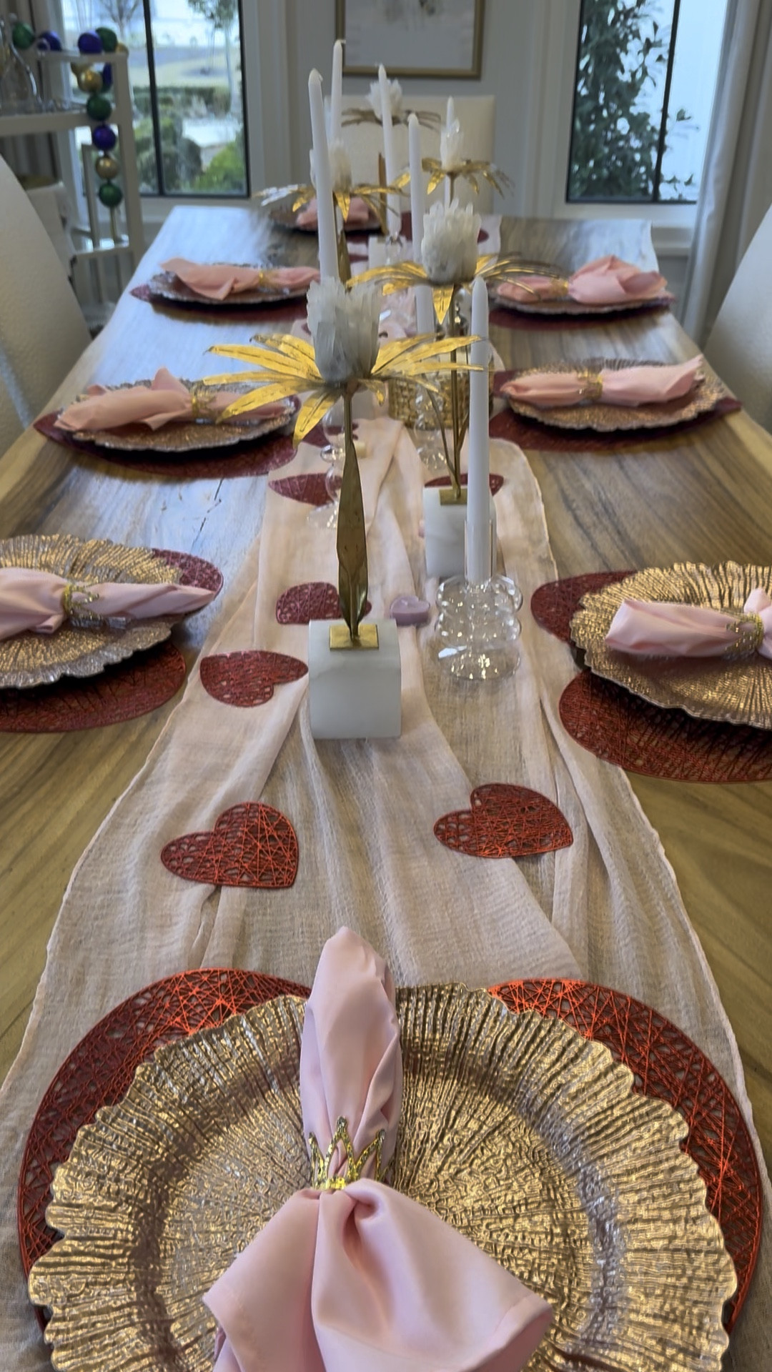 Hosting a Galentines Dinner?? Let’s make your table POP!! ❤️💕
These budget friendly Amazon pieces will have you looking like the Queen of Valentines 💘 
#tablesetting #tablescapes #valentines #galentines #dinner

#LTKWatchNow #LTKSeasonal #LTKFindsUnder50