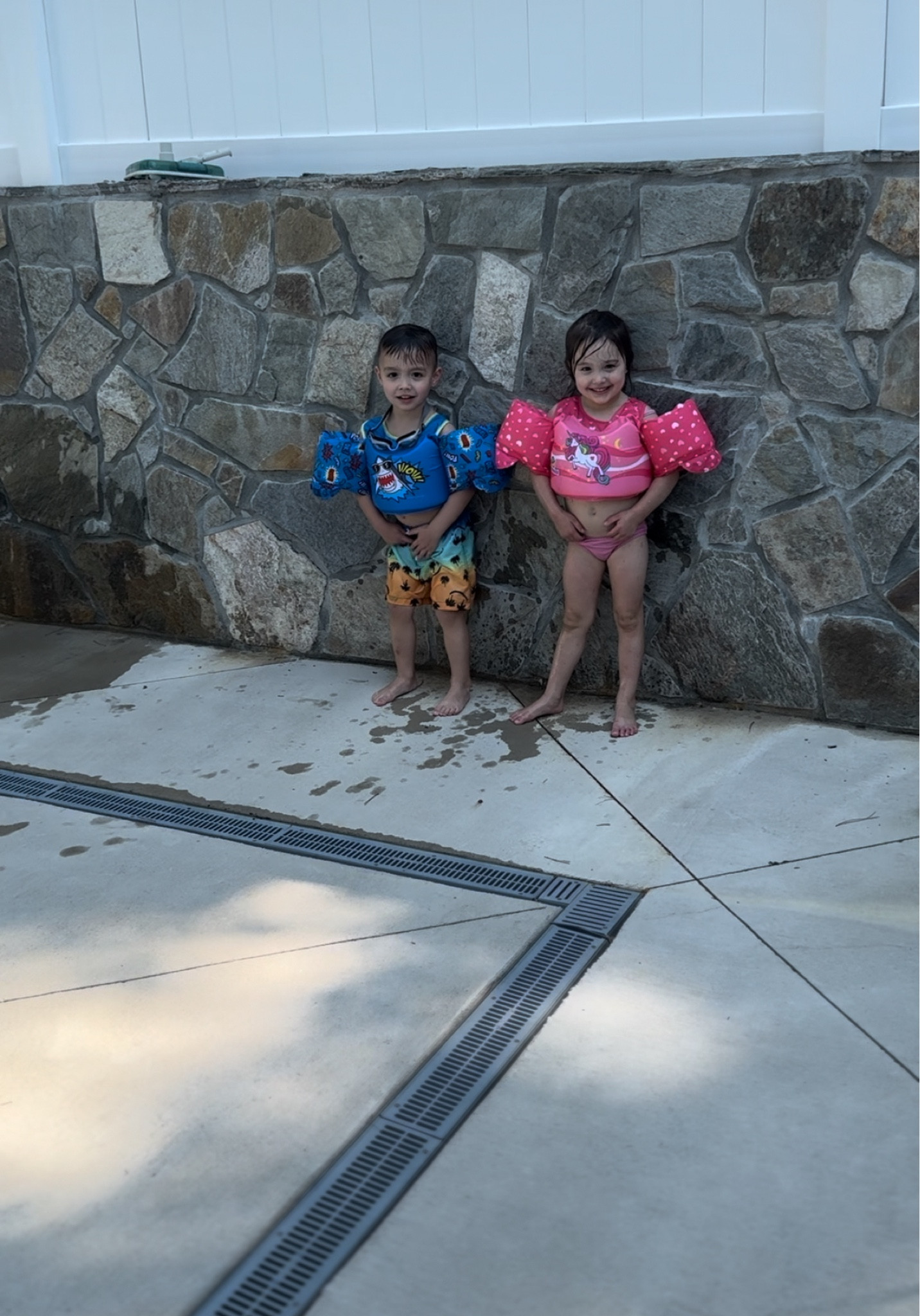 The best swimming vests for kiddos! 