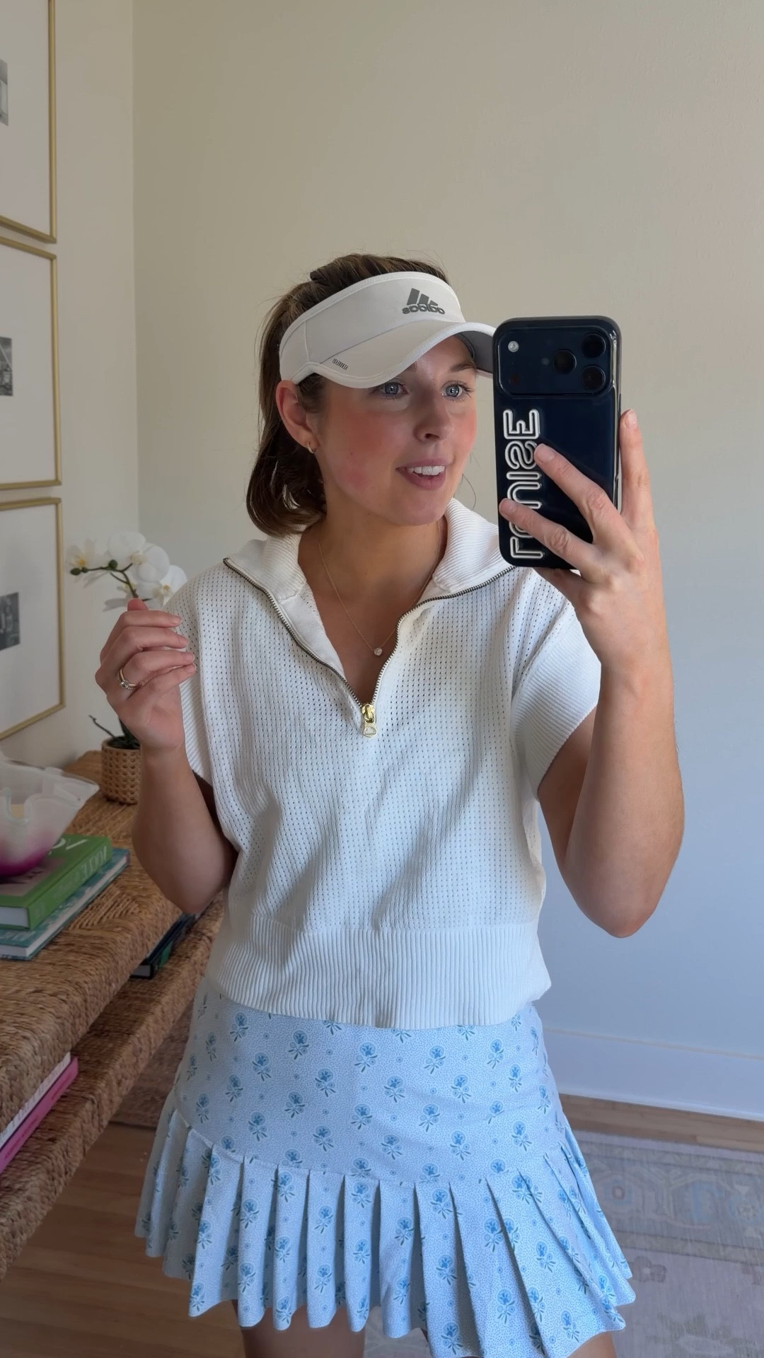 OOTD today! Wearing a S in everything 