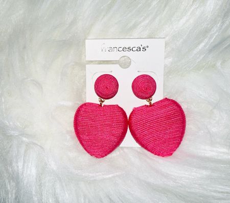 Valentine’s Day earrings 💕

#LTKSeasonal #LTKfindsunder50 #LTKstyletip