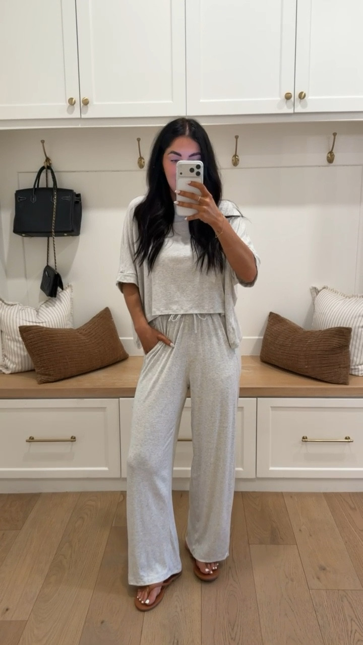 Amazon Loungewear Set!! // Wearing a small!

Sale alert, watchnow, finds under 100, casual outfit, spring fashion, Katy roach

#LTKPetite #LTKootd #LTKSeasonal
