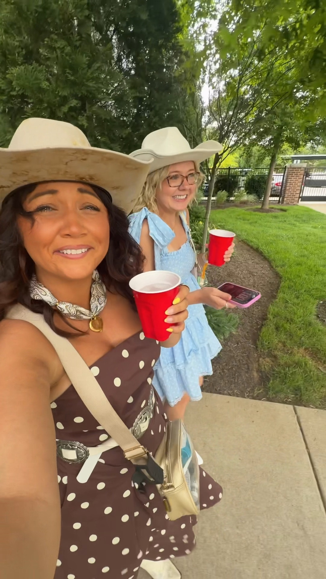 Day 4, Part 2... and the girls were officially let loose. 🤠🍻

After Lyla went to spend some time with her grandparents, Nanny Em and I got to bee bop around downtown Nashville for a little 21+ CMA Fest fun.

✔️ Stopped by HARDY’s McArthur pop-up at Morgan Wallen’s
✔️ Lunch at Hampton Social because festival fuel is essential
✔️ Wandered through the CMA Fest Fan Fair X
✔️ Headed back to Morgan Wallen’s for live music
✔️ Closed out the night at Nissan Stadium where Bailey Zimmerman and Fetty Wap transported us straight back a decade 😂🎤

Needless to say.. my voice is still recovering, my feet were begging for mercy, and I’d do it all over again. CMA Fest, you never disappoint 🤍🎶

#CMAFest #visitnashville #Nashville #MusicCity #CountryMusic

#LTKdayinmylife #LTKootd #LTKPetite