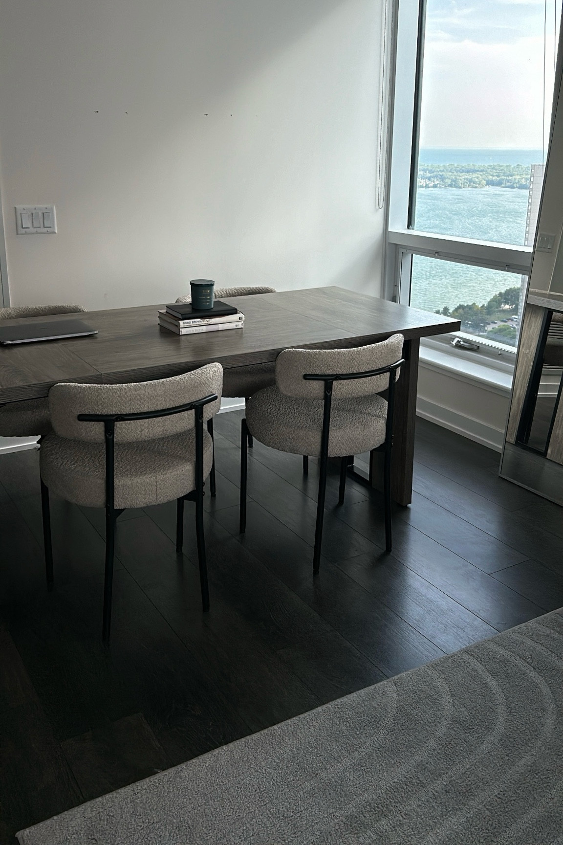 Home finds 🏡🤍

#LTKSeasonal #LTKHome #LTKBacktoSchool