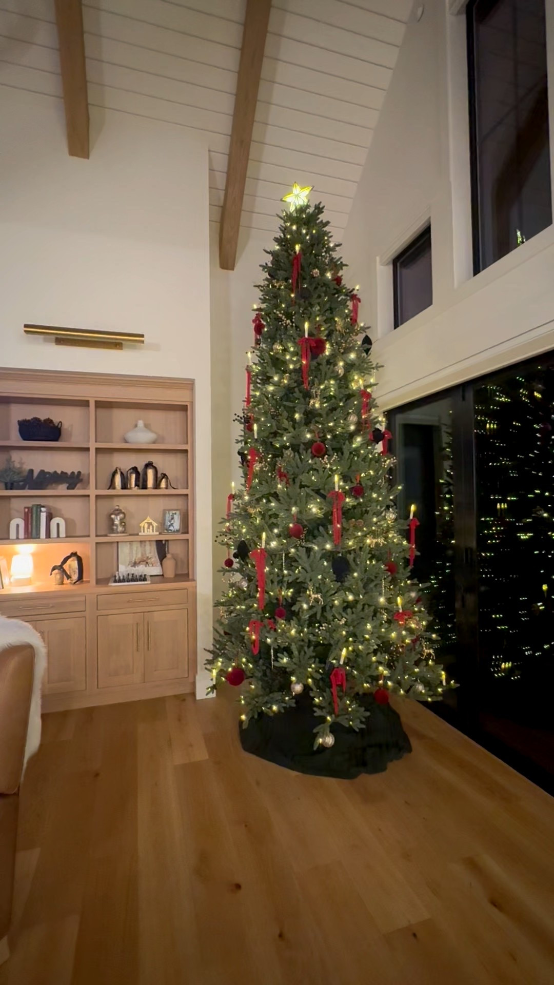 Christmas tree decor. Christmas star. Christmas. Modern farmhouse Christmas decor, Christmas tree design 2025

#LTKHome #LTKHoliday