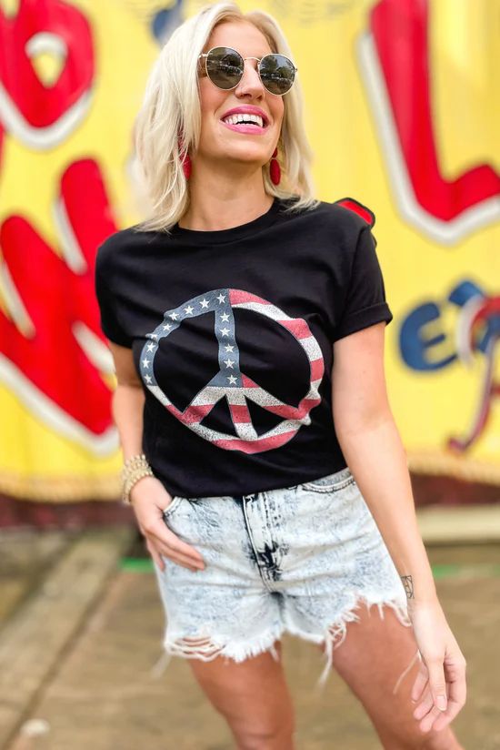 Black US Flag Peace Sign Graphic Tee | Shop Style Your Senses