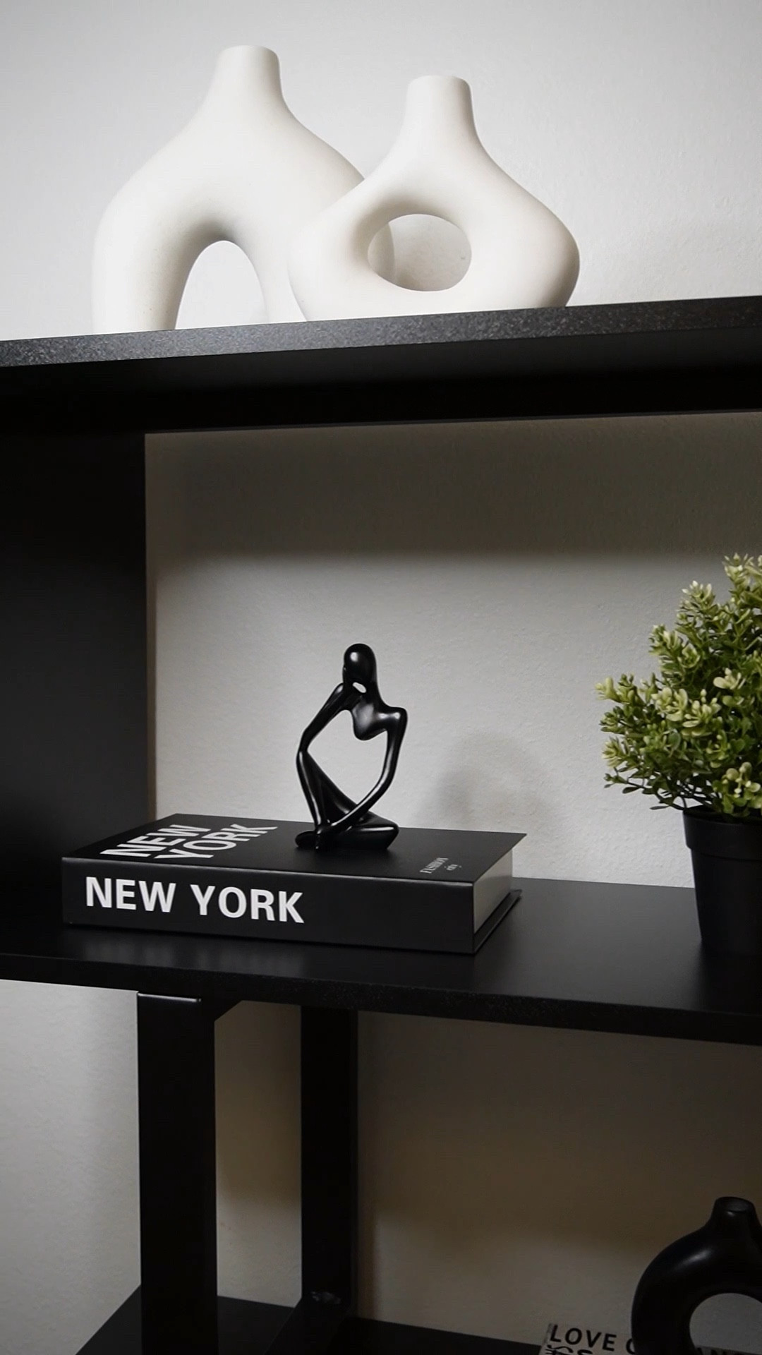 Home Decor Pieces I am in love with 😍😍😍

Fall, fall decor

#fall #falldecor #bookshelfdecor #bookshelf #coffeetable #livingroom #forniture #minimaldecor #minimalforniture #minimal #blackandwhitedecor #chicdecor #newyork #plant #interiordecor #interiordesign #interior #livingarea #vases #pampasvase #pampas #modern #moderndecor #modernstyle

#LTKhome #LTKSale #LTKSeasonal