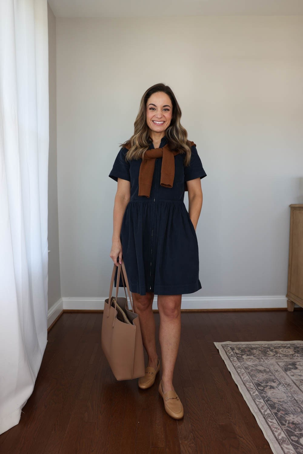 One week of outfits for work with skirts and dresses! 

Monday 
Dress (J.Crew): 00 (also comes in petite) 
Sweater (BR Factory): xxs 
Shoes (Sam Edelman) true to size 

Petite workwear, fall outfits, fall dresses, business casual outfits

#LTKPetite #LTKWorkwear