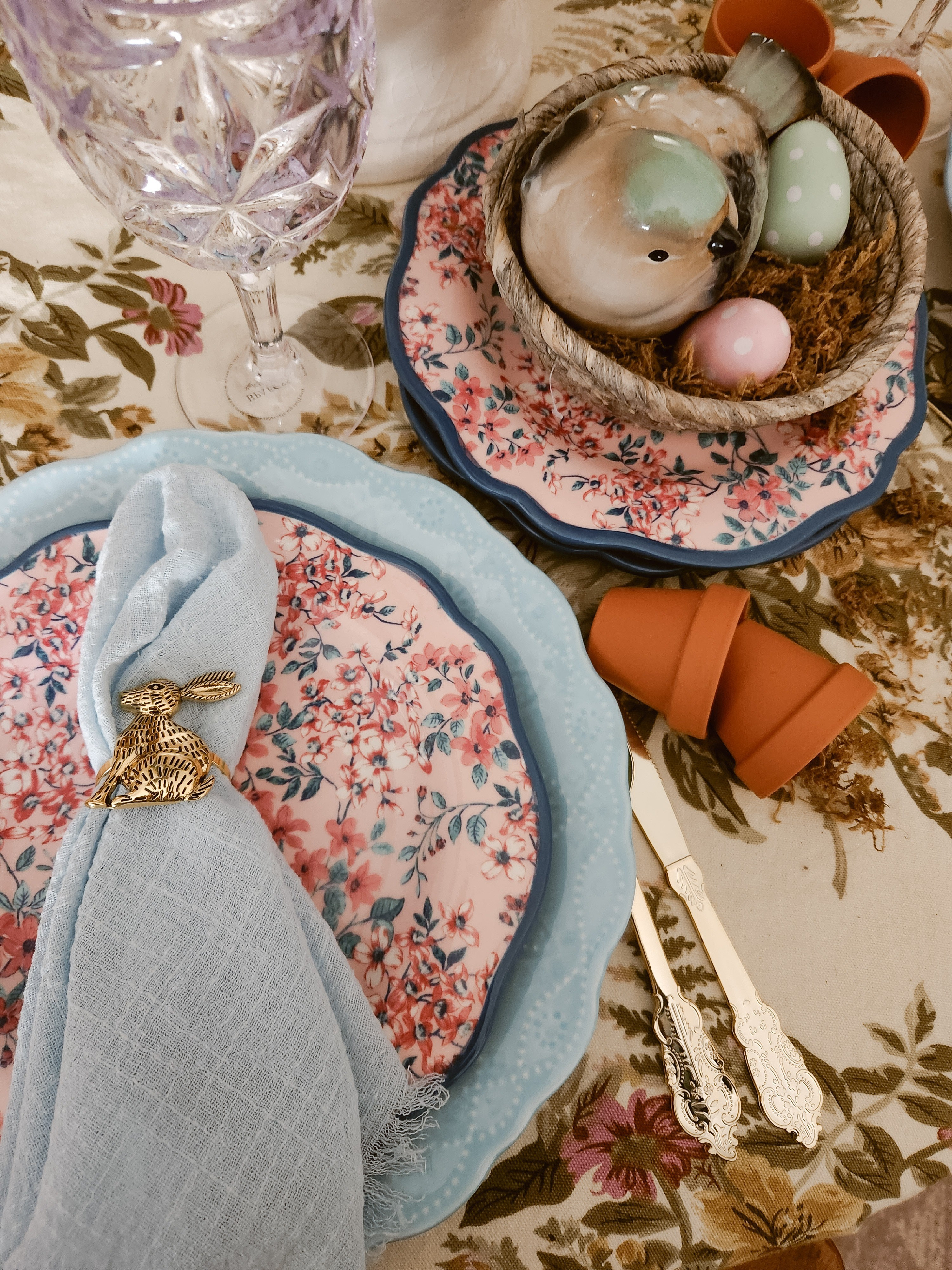 Add charm to your home with these spring table setting essentials! 

#LTKSeasonal #LTKHome #LTKFamily