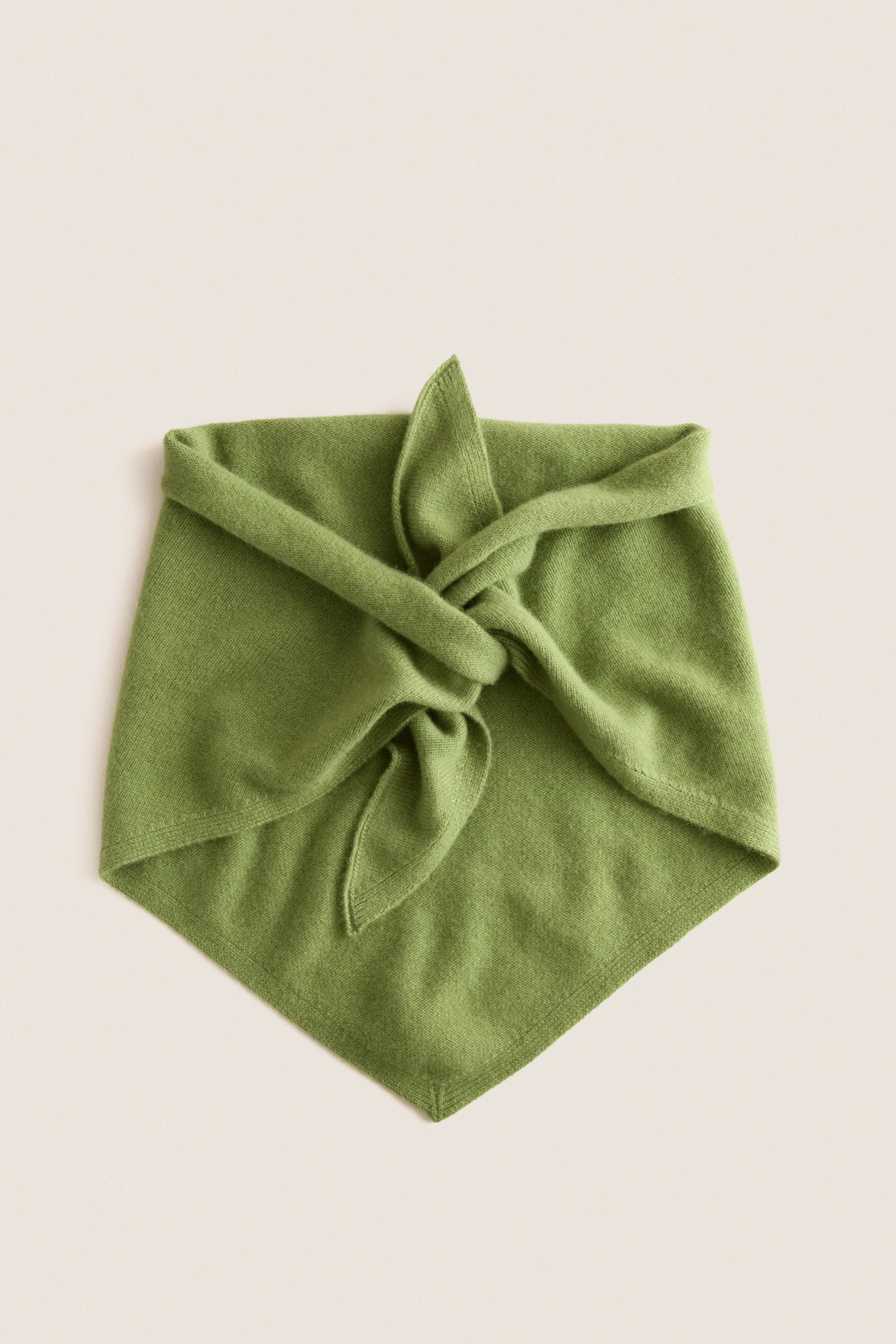 Peridot Cashmere Triangle Scarf | Tuckernuck (US)