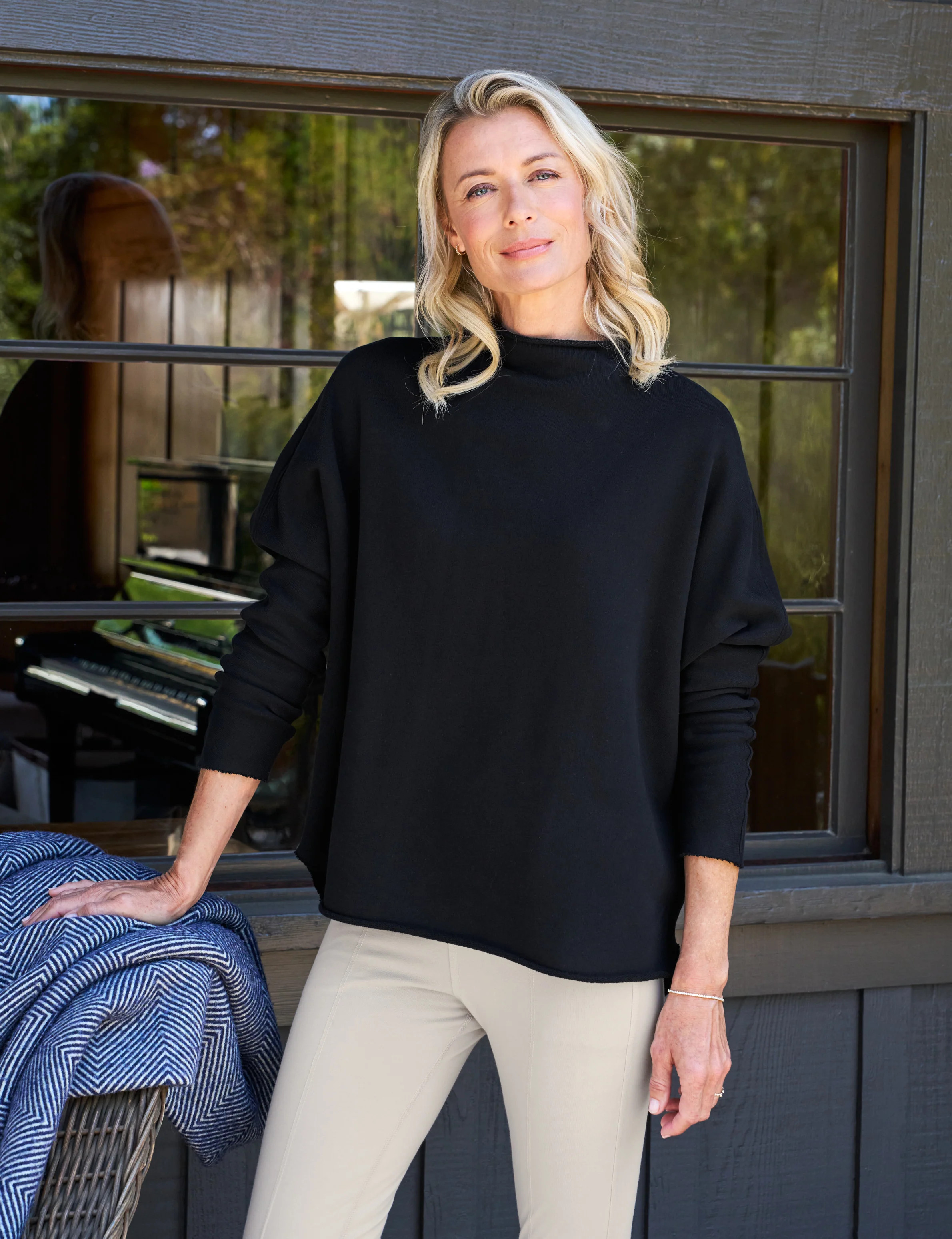 EFFIE Black, Triple Fleece | Frank & Eileen