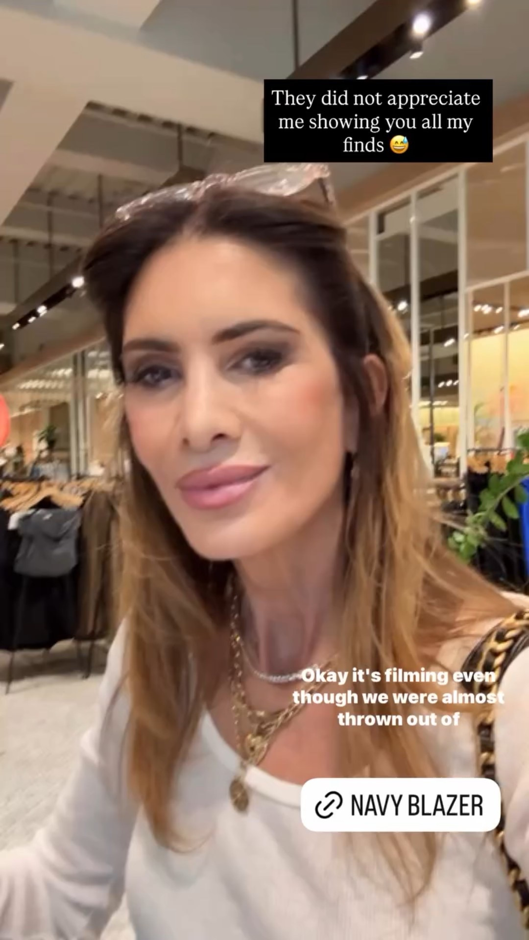 Cinched blazer… yes please 🖤

#LTKWorkwear #LTKgrwm #LTKootd