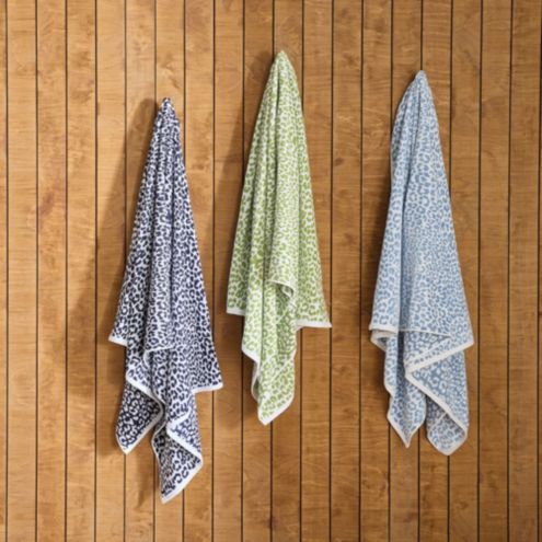 Leupart Luxury Beach Towel in 100% Cotton | Ballard Designs, Inc.