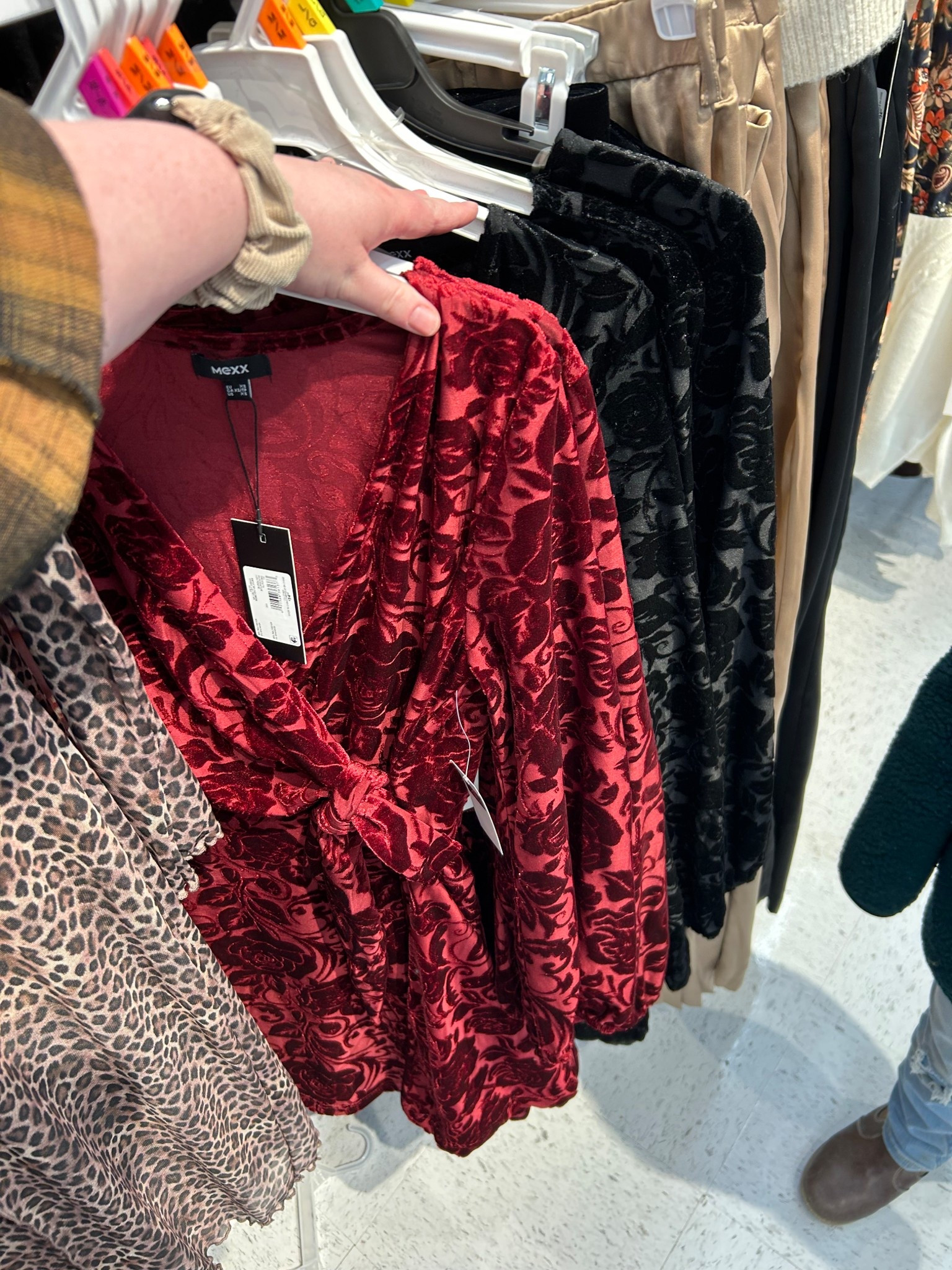 This is such a cute option from Walmart for a Holiday Outfit!! ♥️ 

#LTKdresses #LTKwinter #LTKholiday