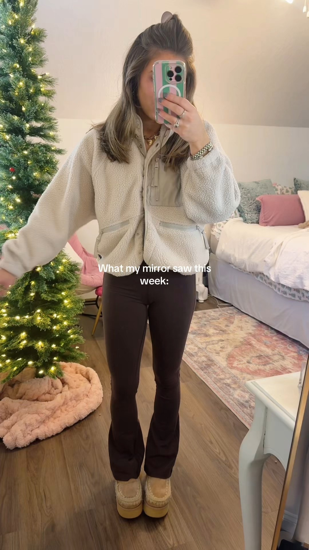 What my mirror saw this week! Winter break edition ❄️🧣

#LTKU #LTKootd #LTKHoliday