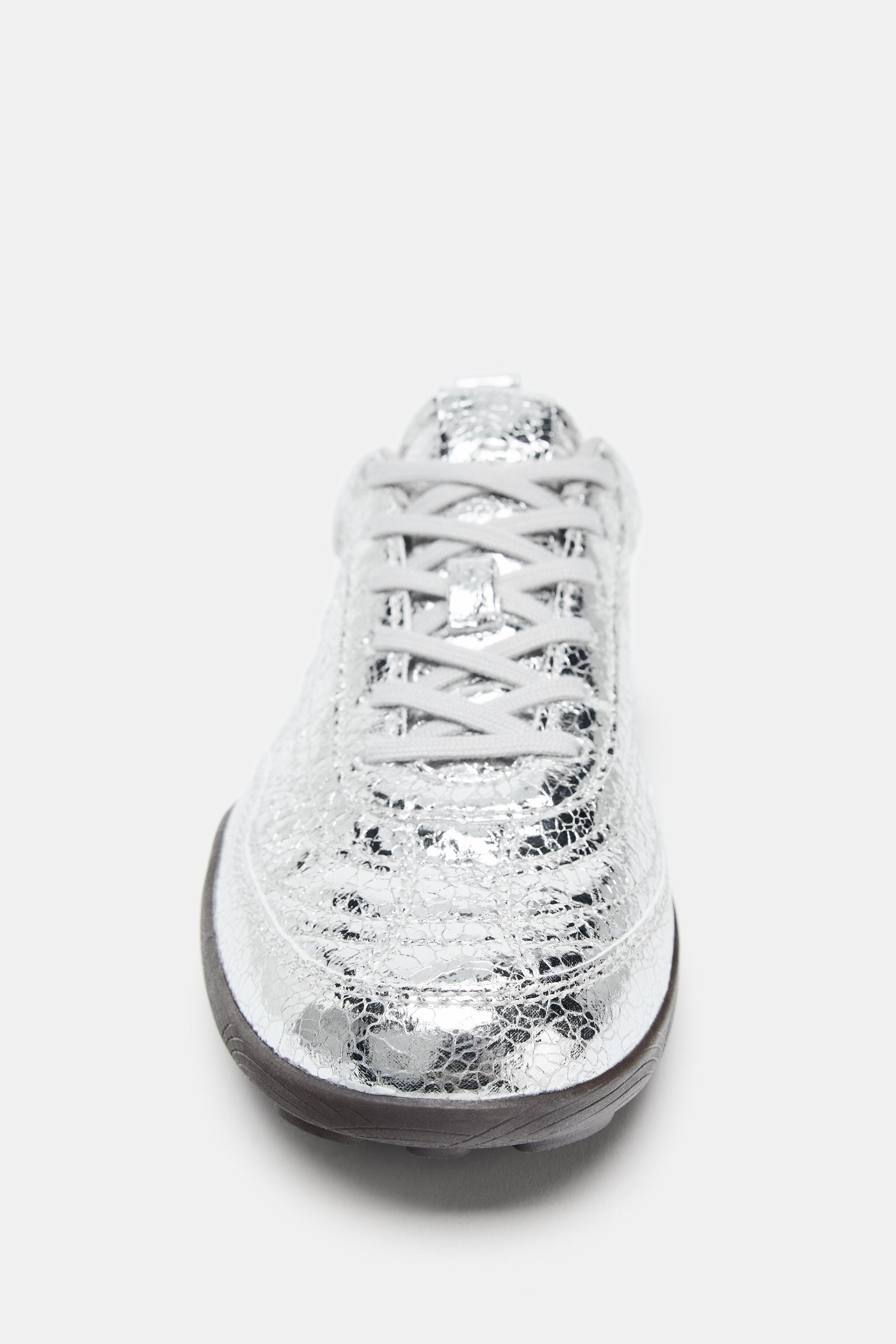 METALLIC-EFFECT RUNNING SHOES | Zara US