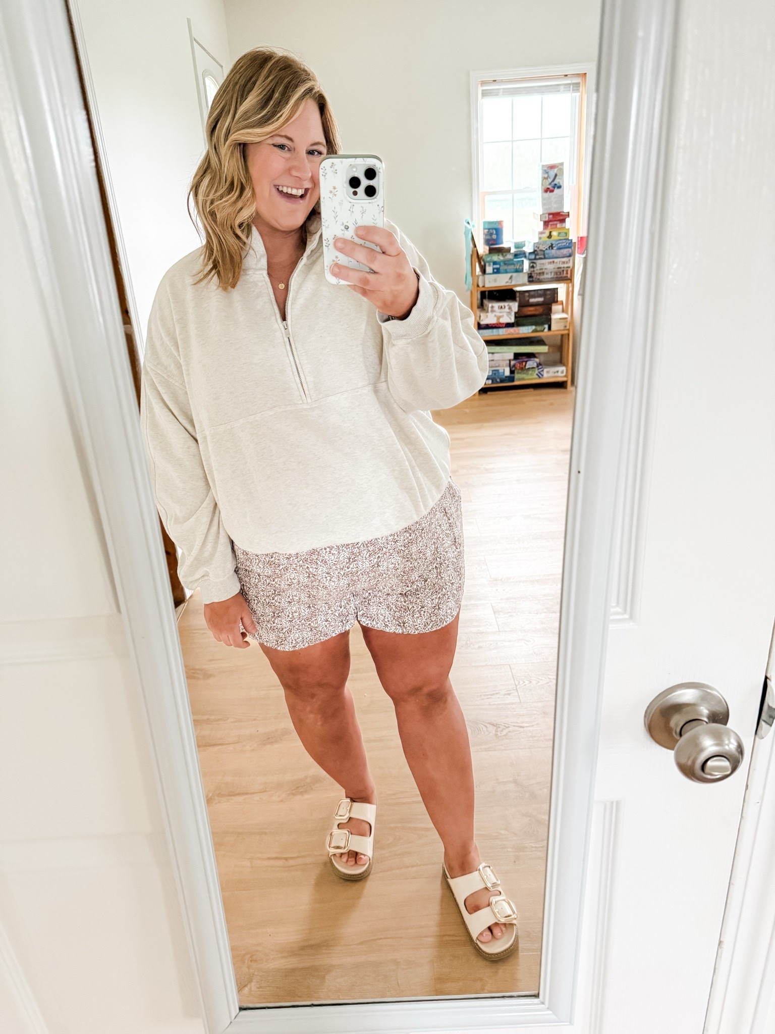 Wearing an XXl in my boxer shorts and an XL in my sweatshirt - might be sold out so also linked similar!

#LTKMidsize #LTKBump #LTKSeasonal