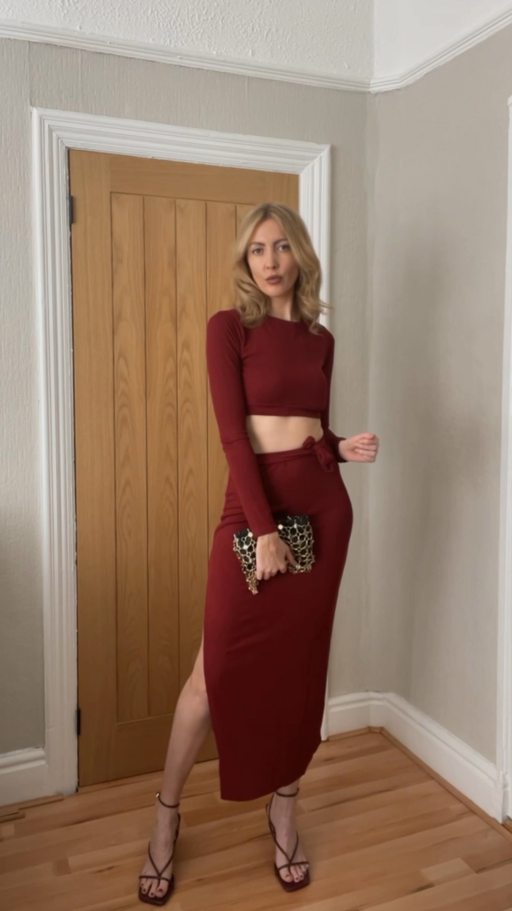 3 dresses from PLT for Valentine’s Day. 

Cherry red set - size 6 in both
Red dress - size xs
Black dress - size 8 
All true to size 

Height - 5’8 

#LTKeurope #LTKfindsunder50 #LTKVideo