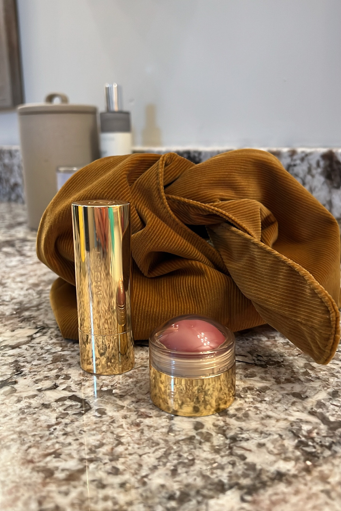 Creamy makeup products that I LOVE 

#LTKFind #LTKitbag #LTKbeauty