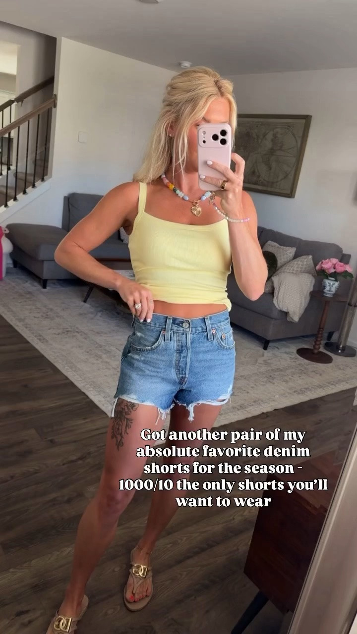 This is coming from a former denim shorts hater 😅 tons of sizes and on major sale! (I’m wearing the 25) these are so comfortable and flattering on all body types! I have them in 4 washes and wear them constantly in the summer! 💙💙💙
As an Amazon affiliate I earn on qualifying items 

.
.
.

#denimshorts #womensstyle #amazonfashionfinds #founditonamazonfashion

#LTKgrwm #LTKootd