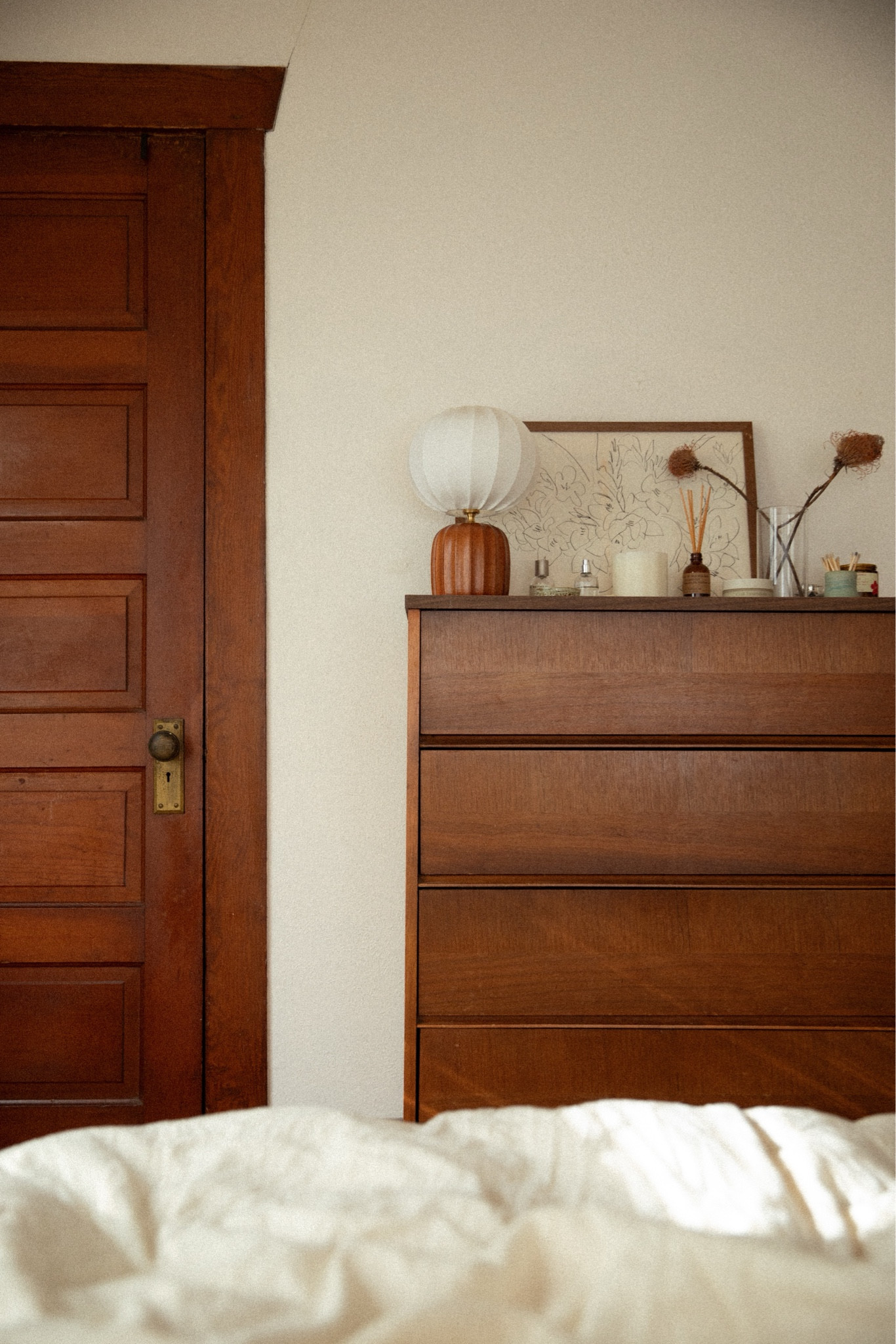 I always love pieces that combine vintage and modern design. This lamp was the perfect recent addition to my bedroom dresser! #homedecor #lamps #lights #bedroomdecor #midcenturymodern 

#LTKHome #LTKStyleTip #LTKGiftGuide