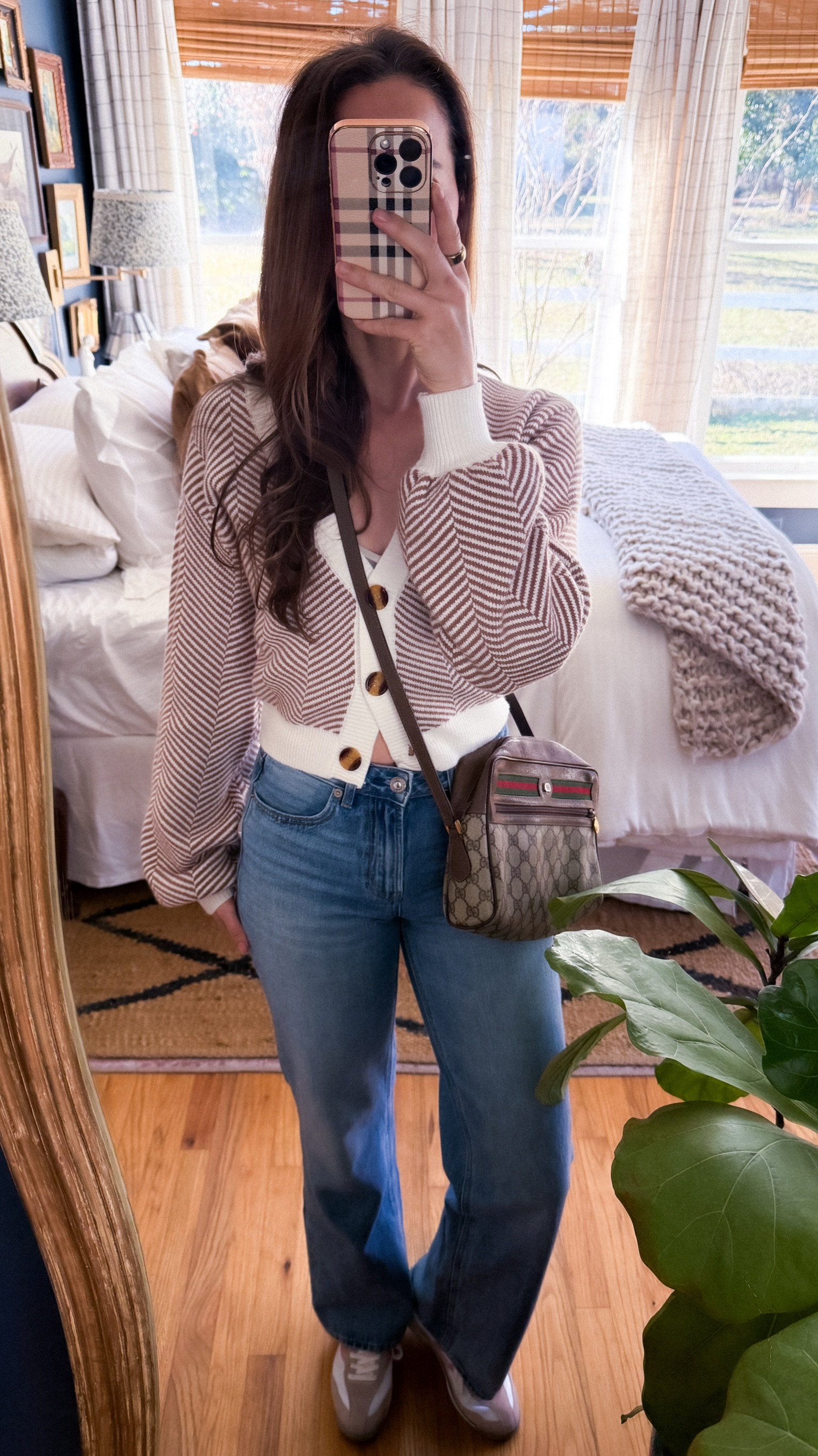 kicking off the new year in comfort 🎉 bag is vintage Gucci but tagged options!

#LTKFindsUnder100 #LTKStyleTip #LTKShoeCrush