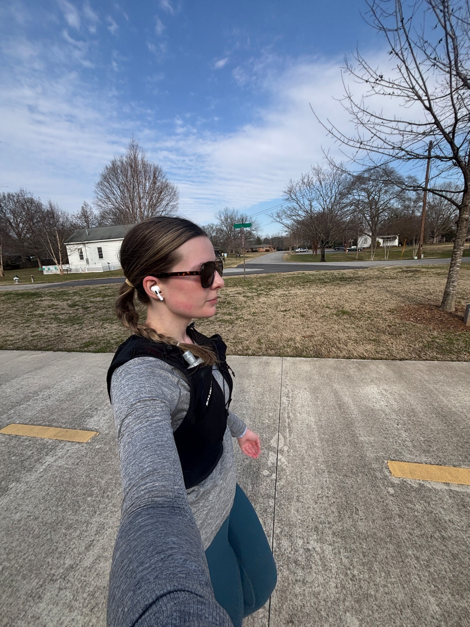 Training for the runDisney Half Marathon (about a month away) and tried out my running vest for the first time today!!! It’s the Salomon ADV SKIN 5 and it was surprisingly super comfy and held so much stuff in! I also like that it comes with a whistle so I feel extra safe going on long runs!



#LTKActive #LTKOver40 #LTKfitnessgoals