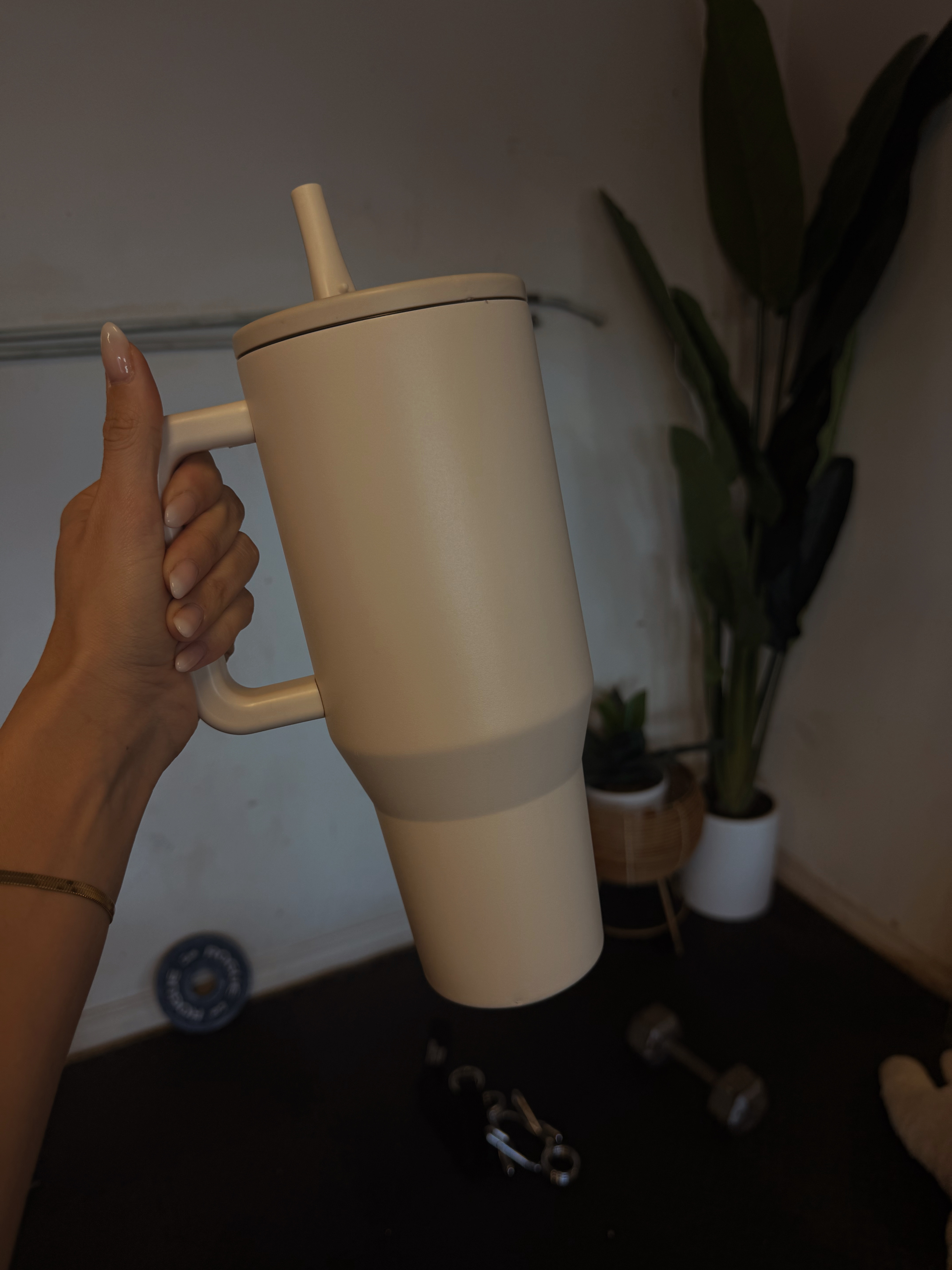 40 oz mid workout straight to the face 

 