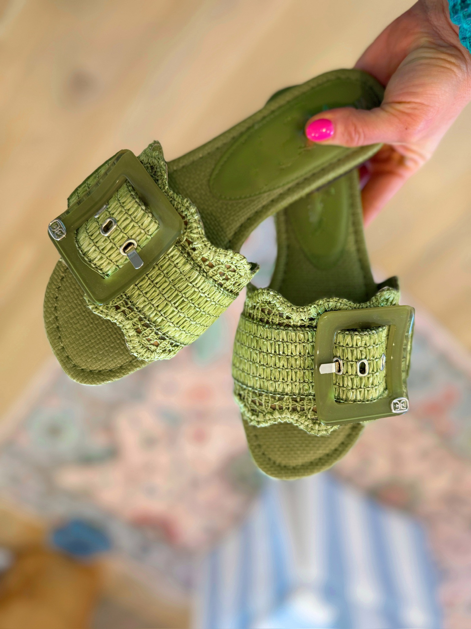 These shoes are my recent obsession! 

 