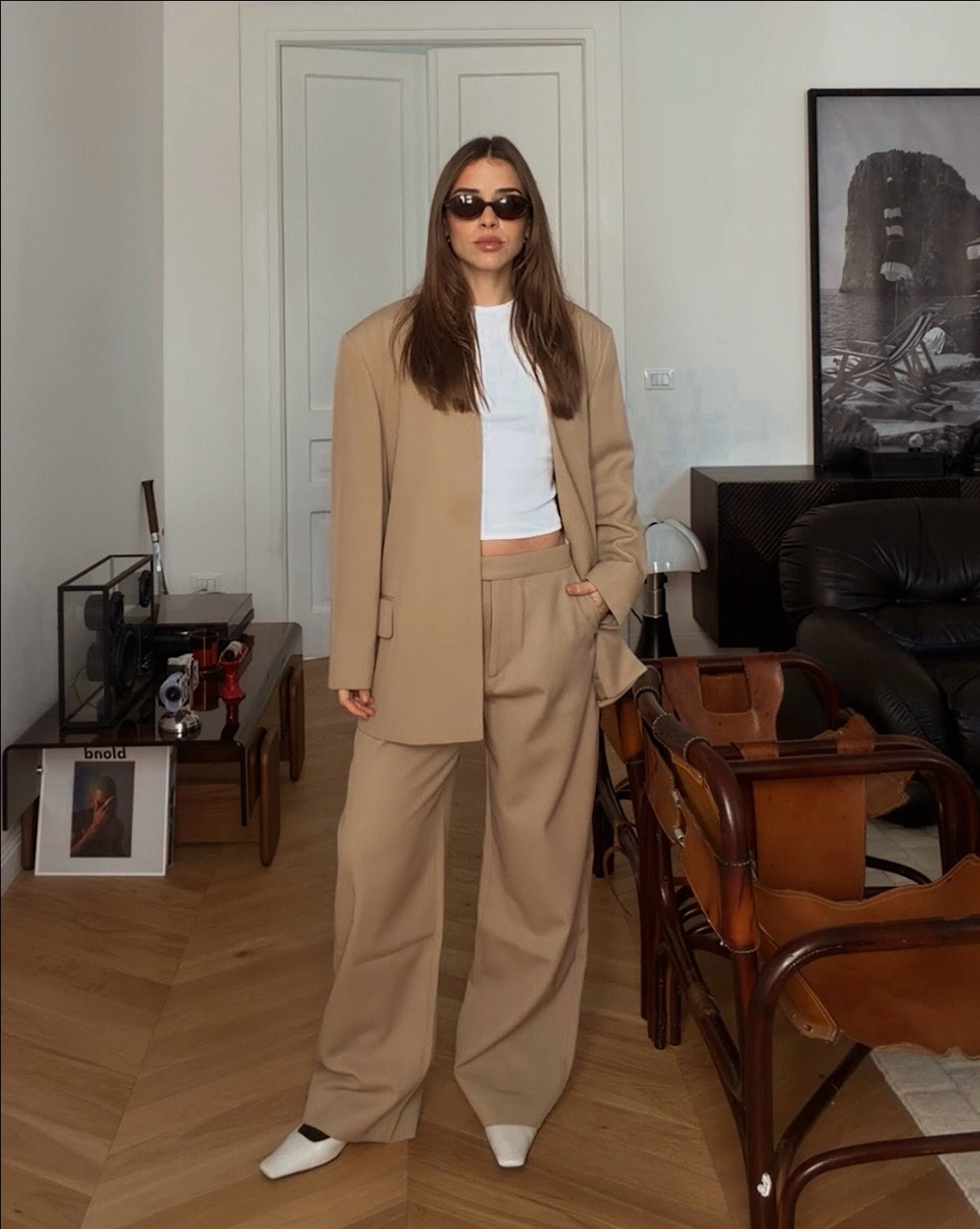I finally found the perfect beige spring suit from COS💘
I’m wearing the blazer in size 36 and the pants in size 34 for a slightly relaxed, tailored fit. Such an easy neutral set for a minimalist capsule wardrobe. Perfect for spring outfits, workwear, or dressing up with heels and down with sneakers.

#LTKspring #LTKworkwear #LTKeurope