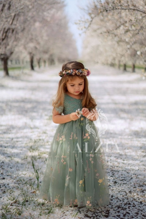 Beautiful Easter Dress
🤍
Sizes infant - 14 years old!


Easter Dress, Flower Girl Dress, Little Girl Boutique Dress

#LTKBaby #LTKKids #LTKSeasonal