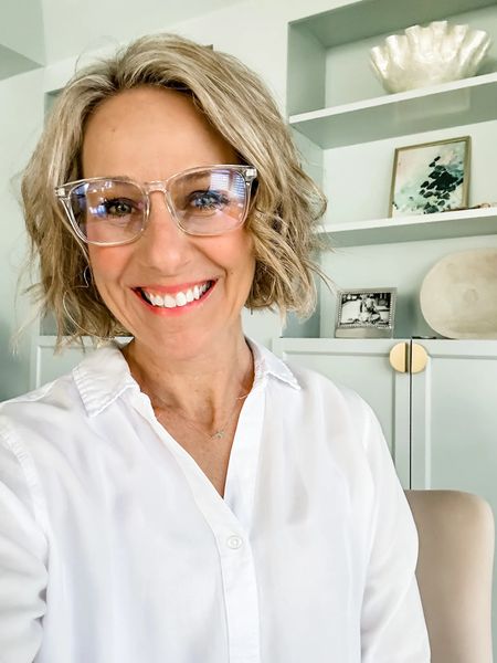 Loving these blue light blockers and my white button down blouse with frayed hem is on sale right now!
Blue light blocking glasses.
White blouse.
Button down shirt.
Glasses.
Amazon, Francesca’s 
#whiteblouse #glasses #amazon