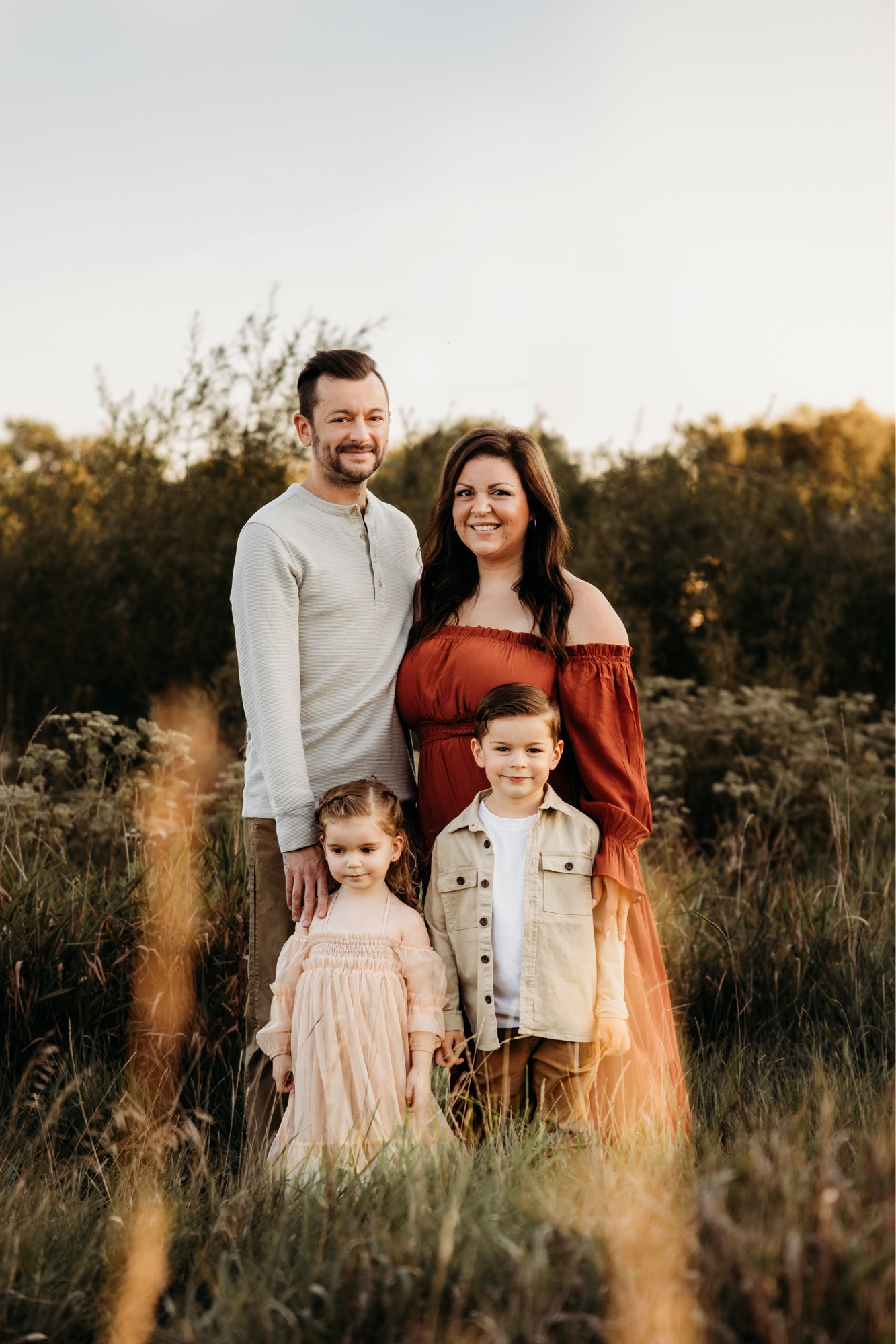 boho dress for family pictures Boho Fall Family Session | The Holmes