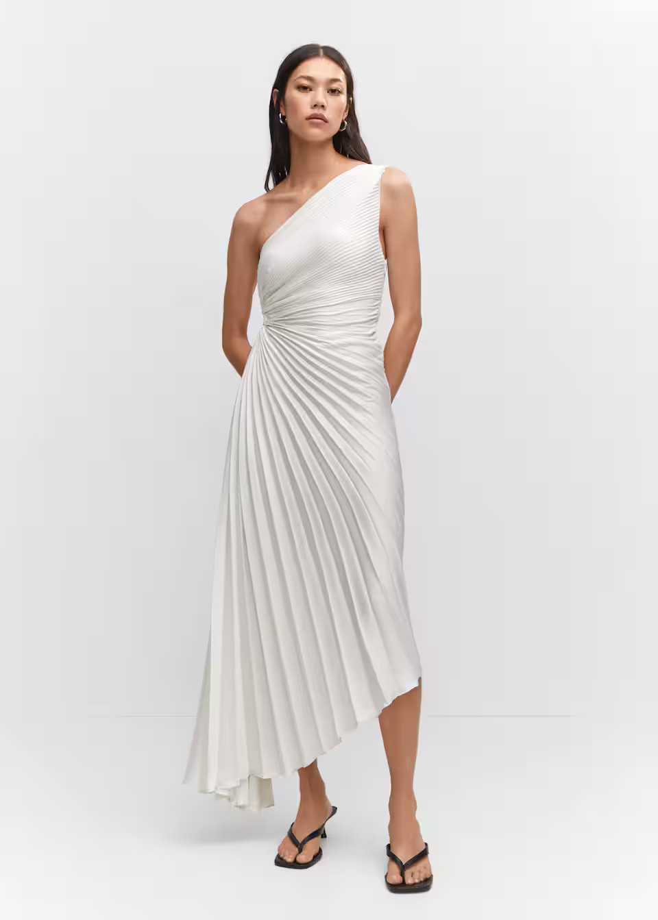 Asymmetrical pleated dress | MANGO (US)
