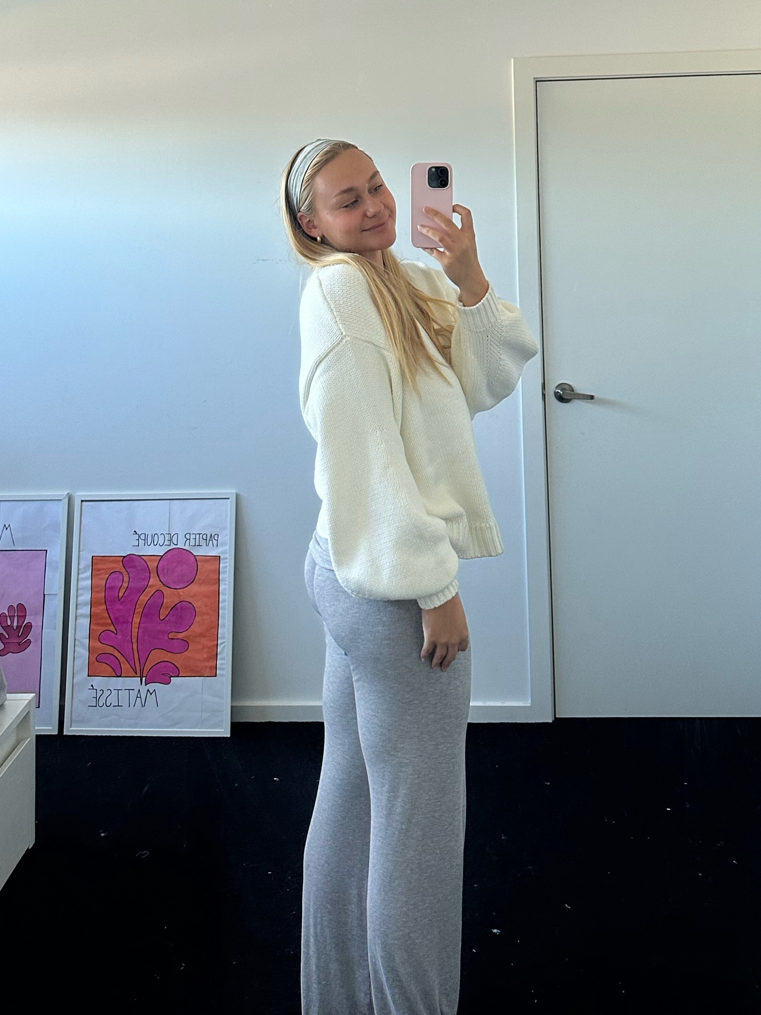 I love this comfy cozy outfit so much!! 🤍

#LTKfindsunder100 #LTKaustralia #LTKSeasonal