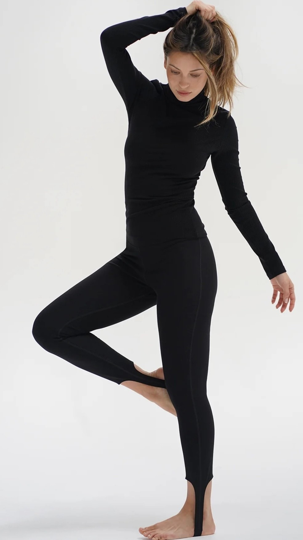 I’ve bought about 5 pairs of stirrup leggings trying to find the perfect fit and THESE are it!! 

#LTKootd #LTKStyleTip #LTKOver40