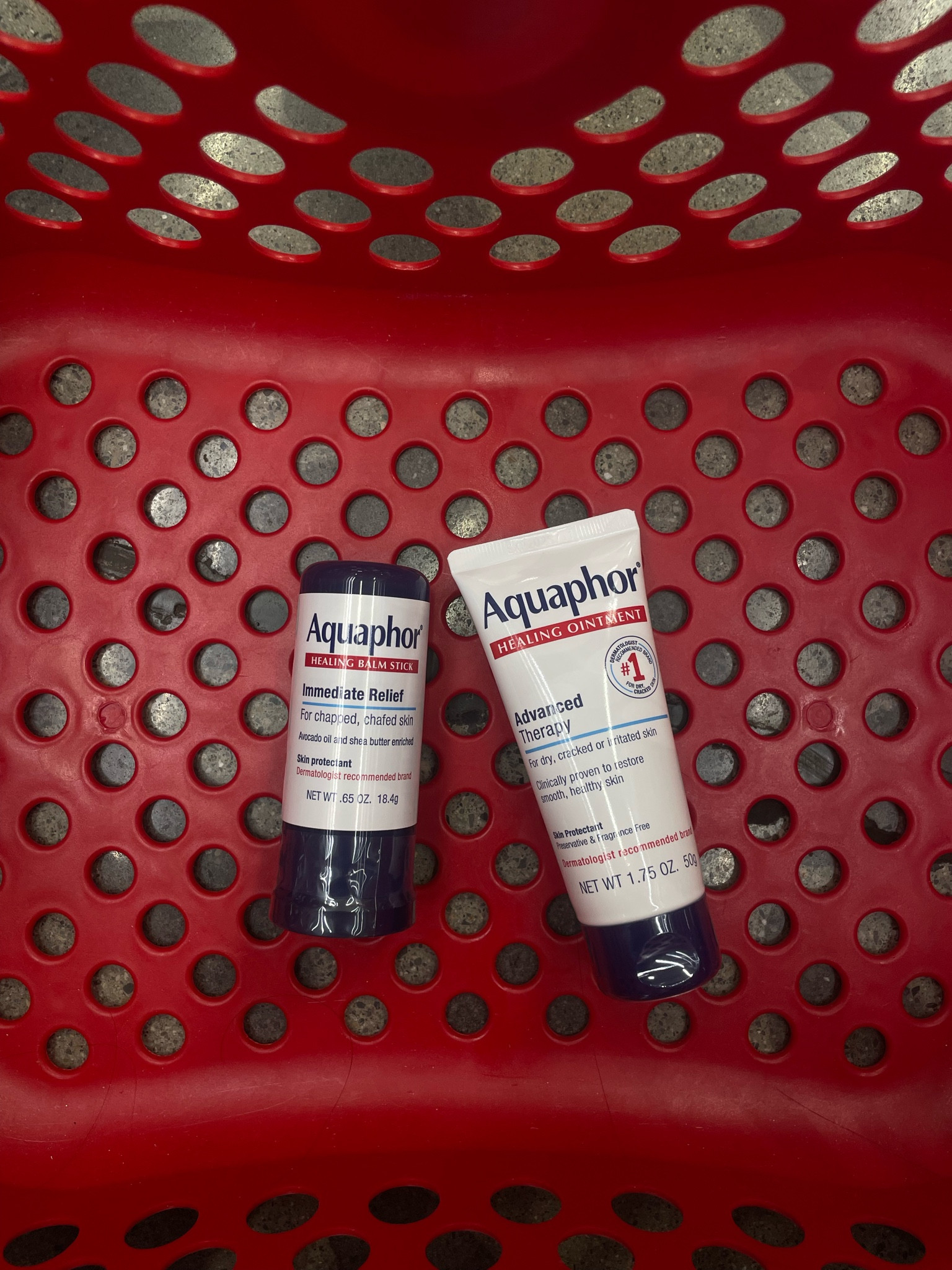 #AD #TargetPartner, #Target, #AD, #AquaphorB2S, #HowIAquaphor
@Target, @AquaphorUS