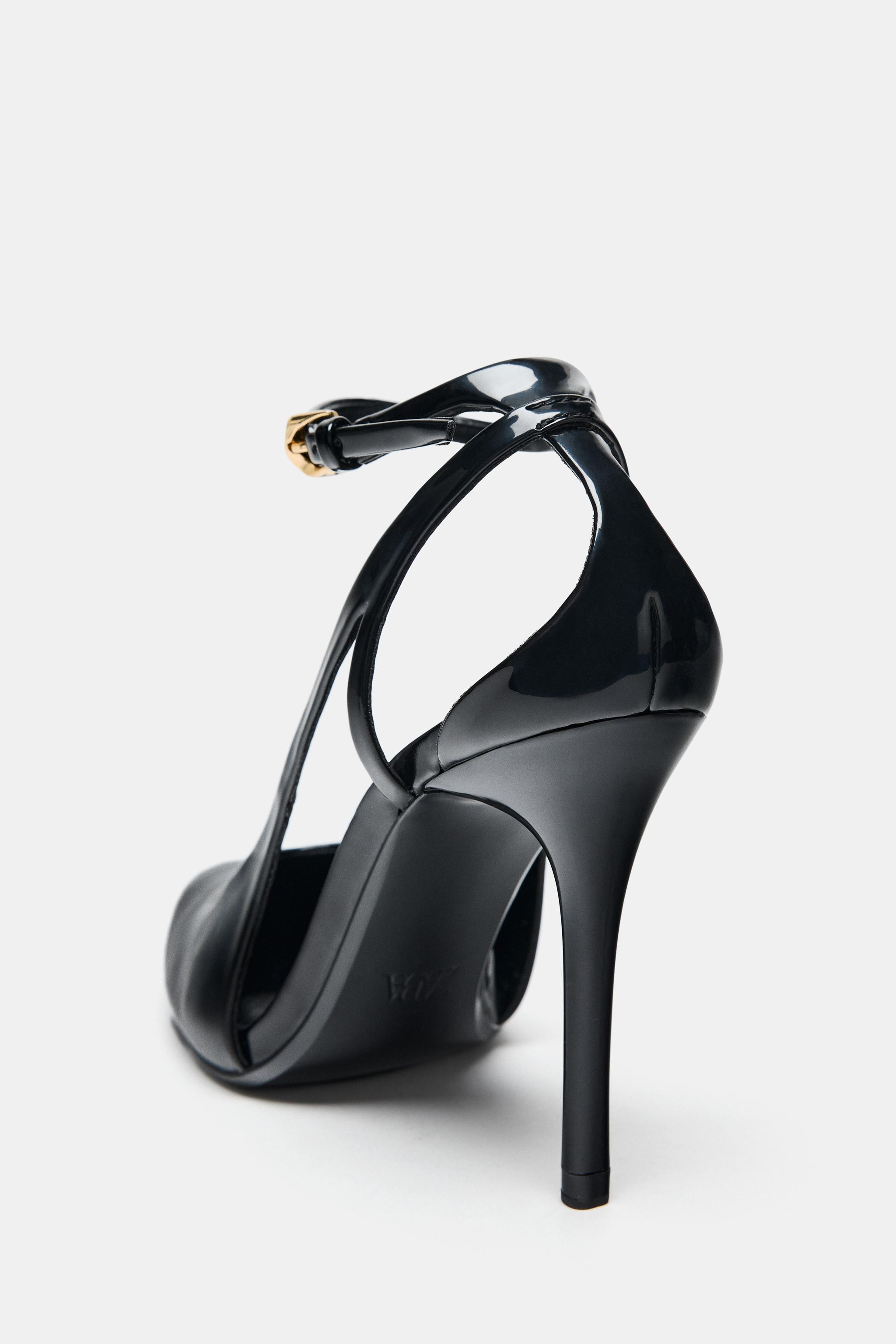 We use first-party and third-party cookies to understand how our online store is used and to be a... | Zara UK