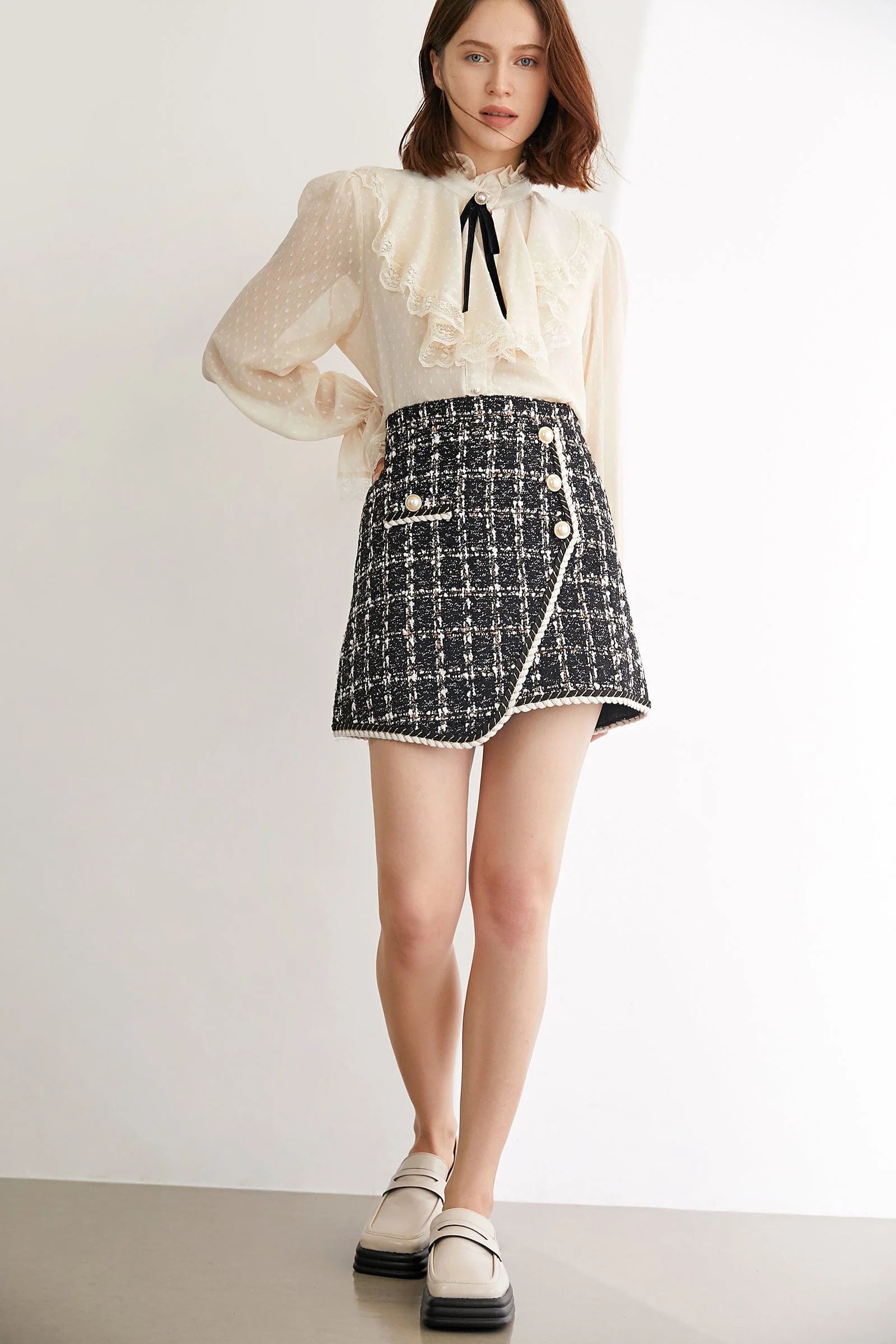Michal Black Asymmetrical Skirt | J.ING
